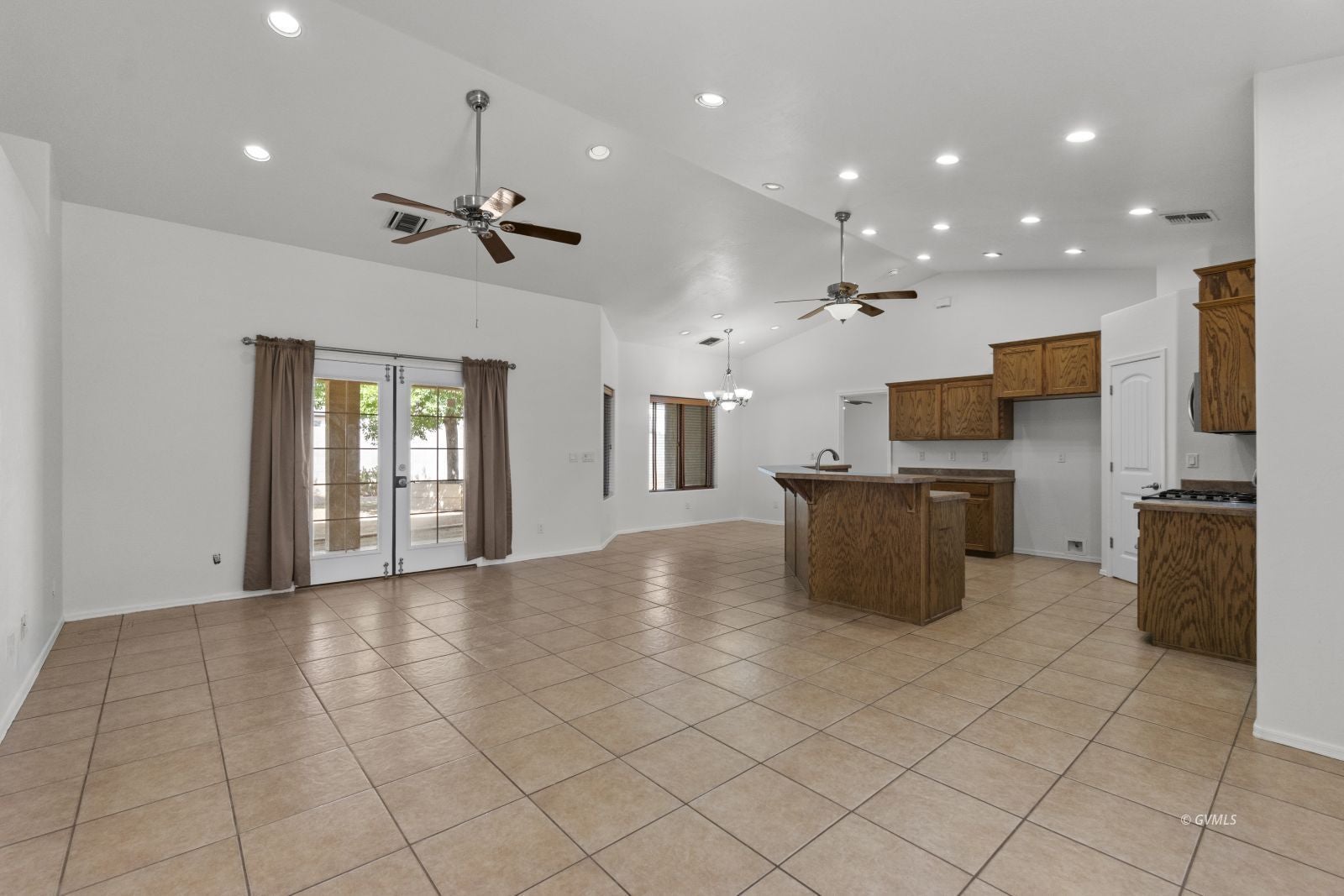 8524 S Pima Dr