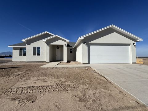 68 S 600 E Pima AZ 85543