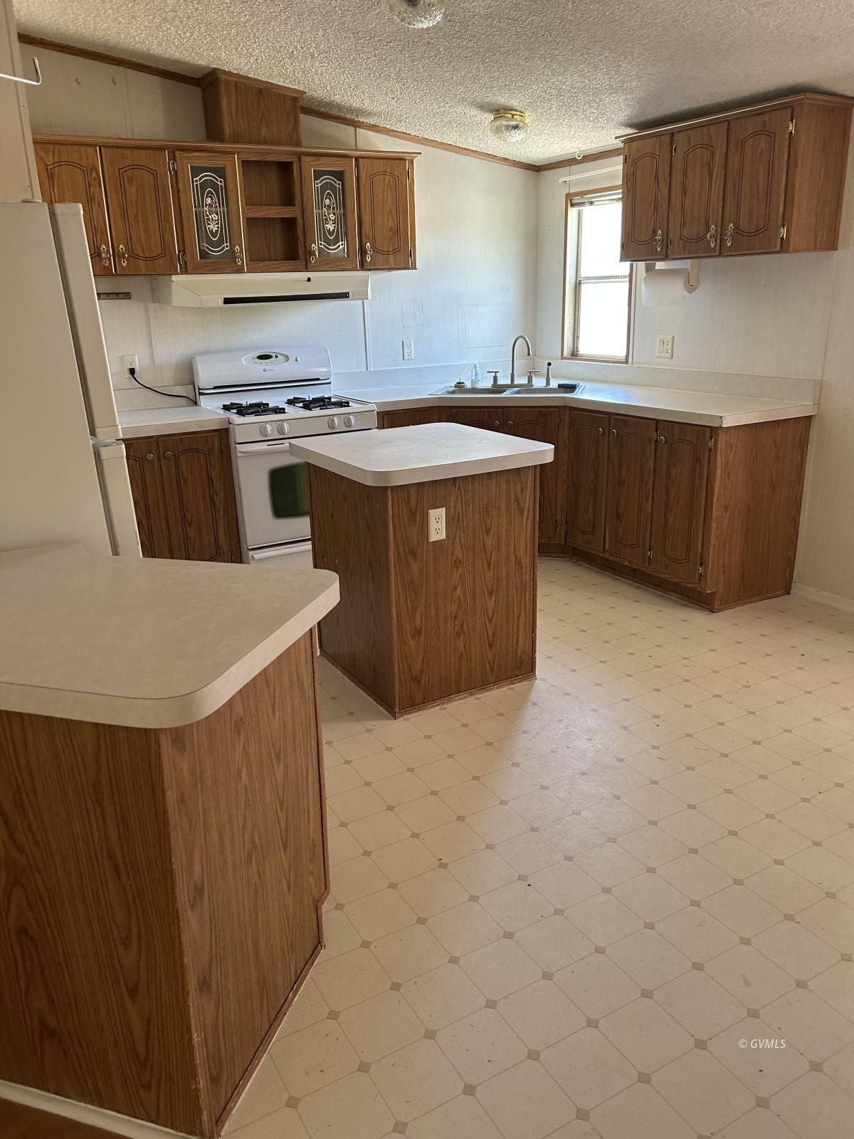 1805 N Desert Tortoise Rd