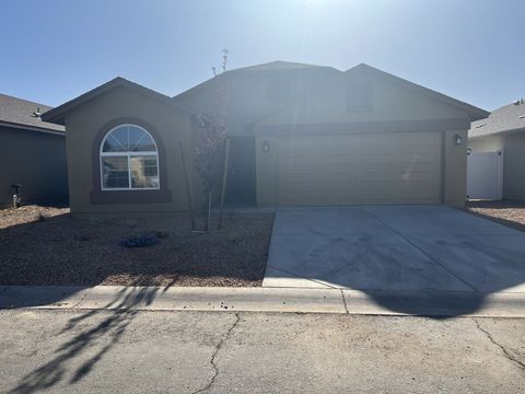 1368 S Roper Ln Safford AZ 85546