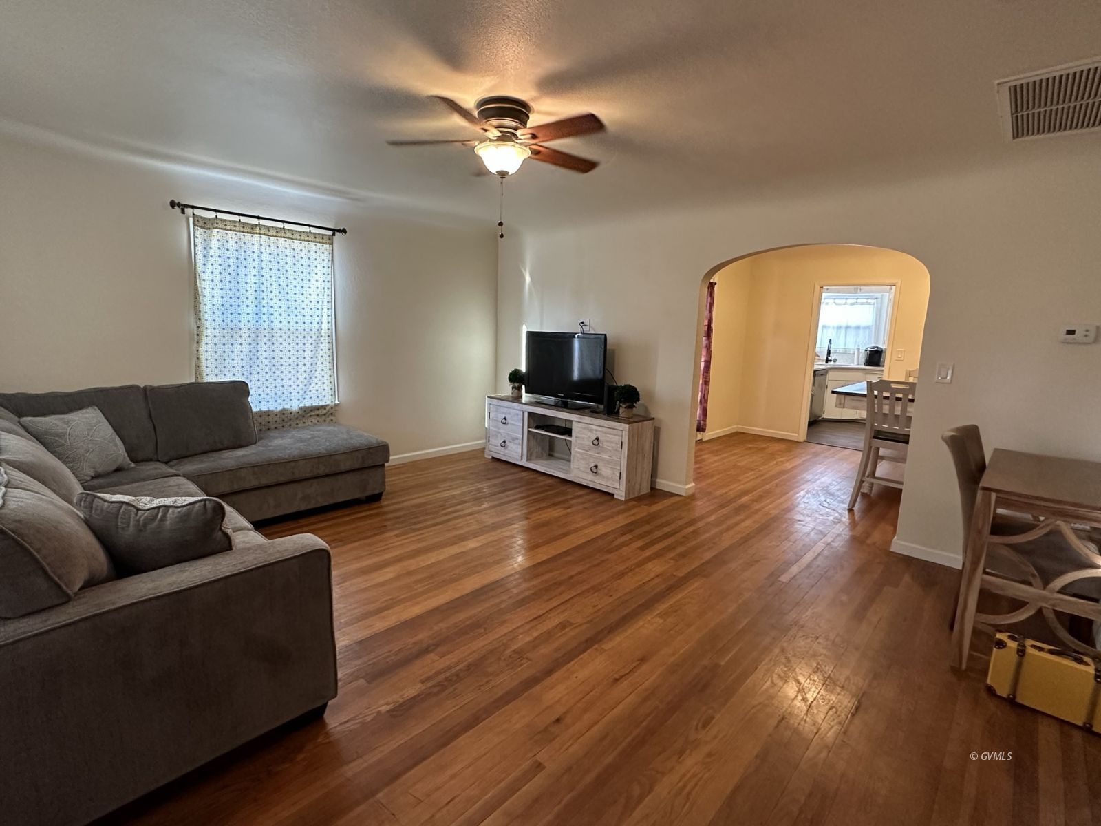 1313 S 6th Ave