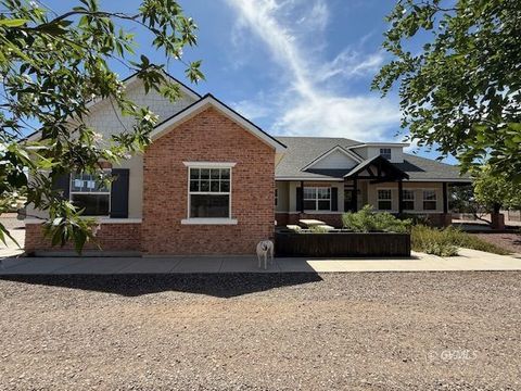 1674 S Stanley Ave Thatcher AZ 85552
