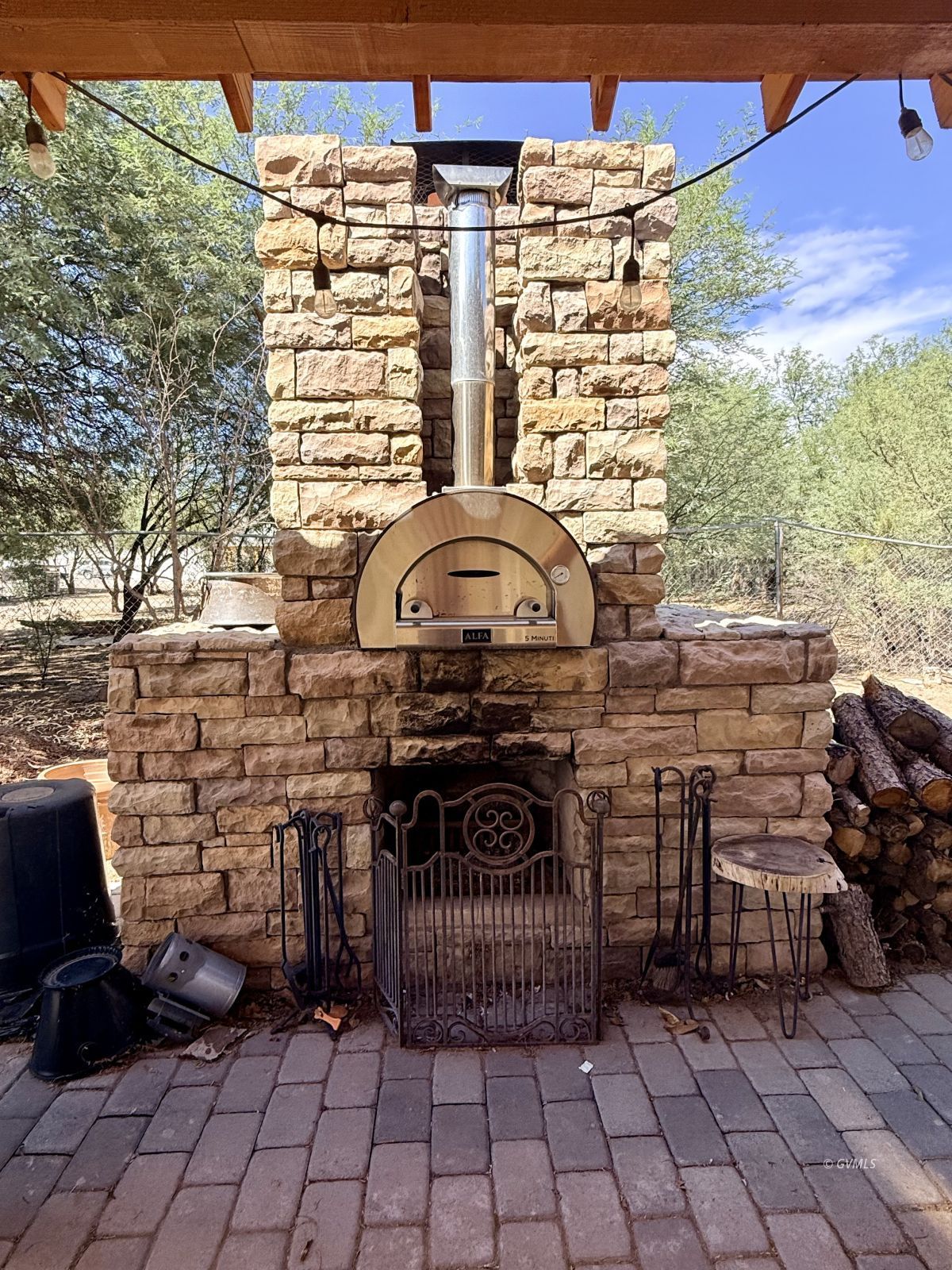 1200 W Relation St