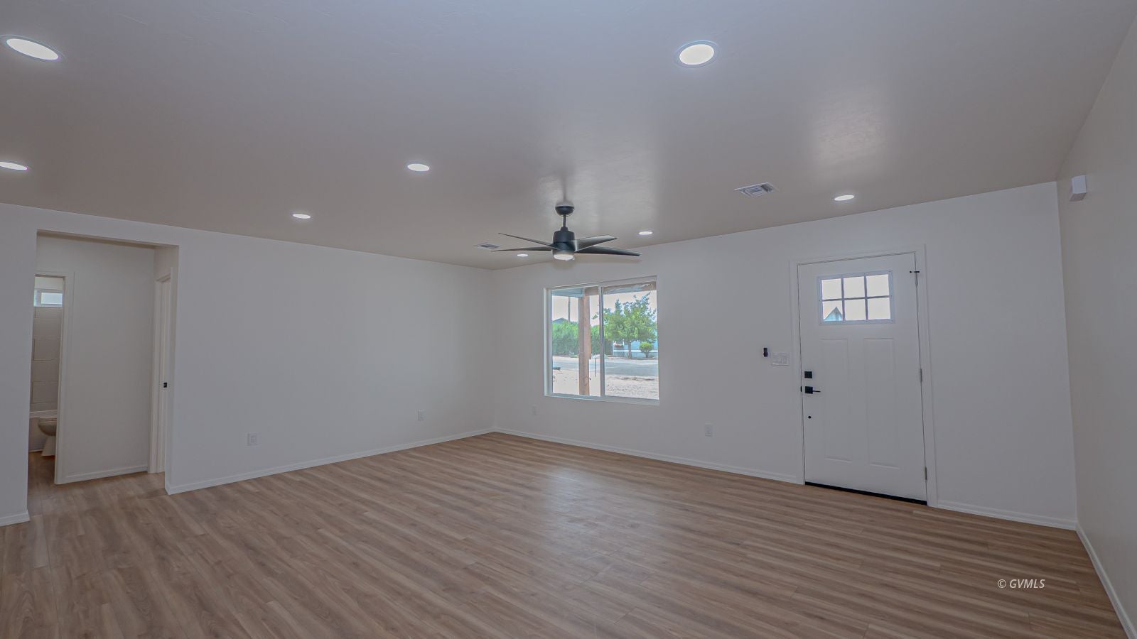 593 W Frying Pan Rd