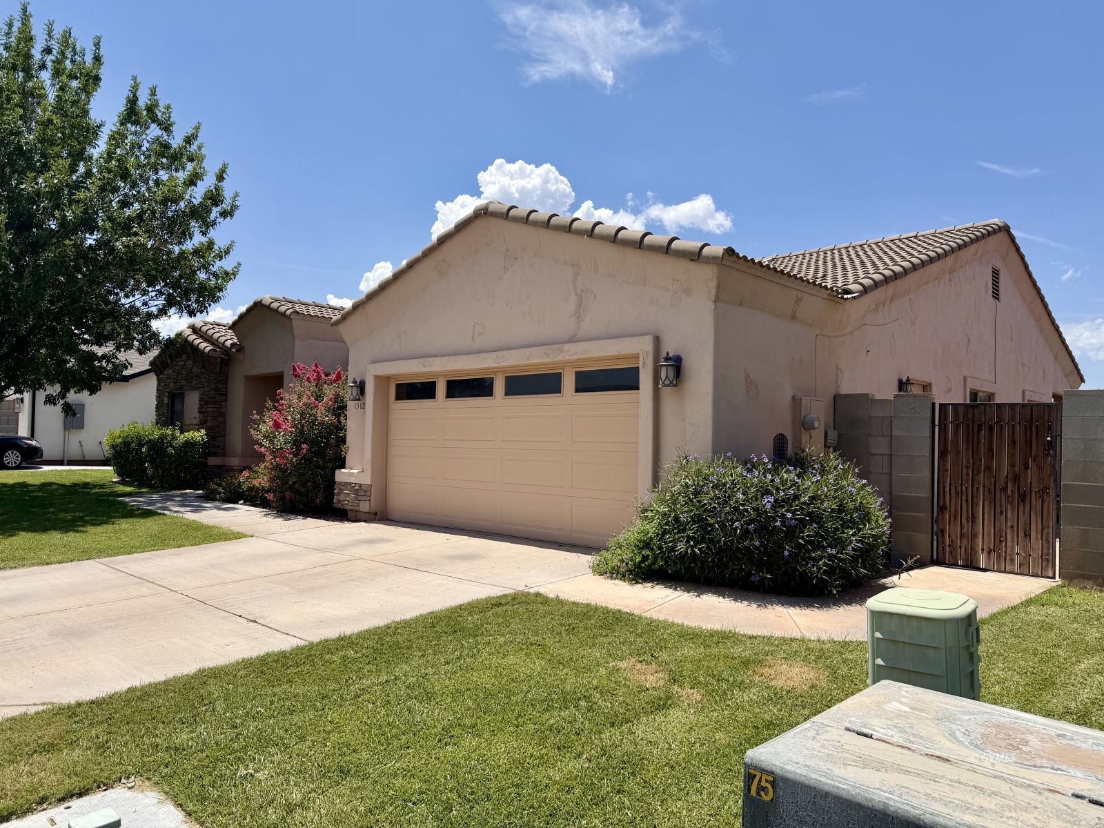 1512 N Cota Ln
