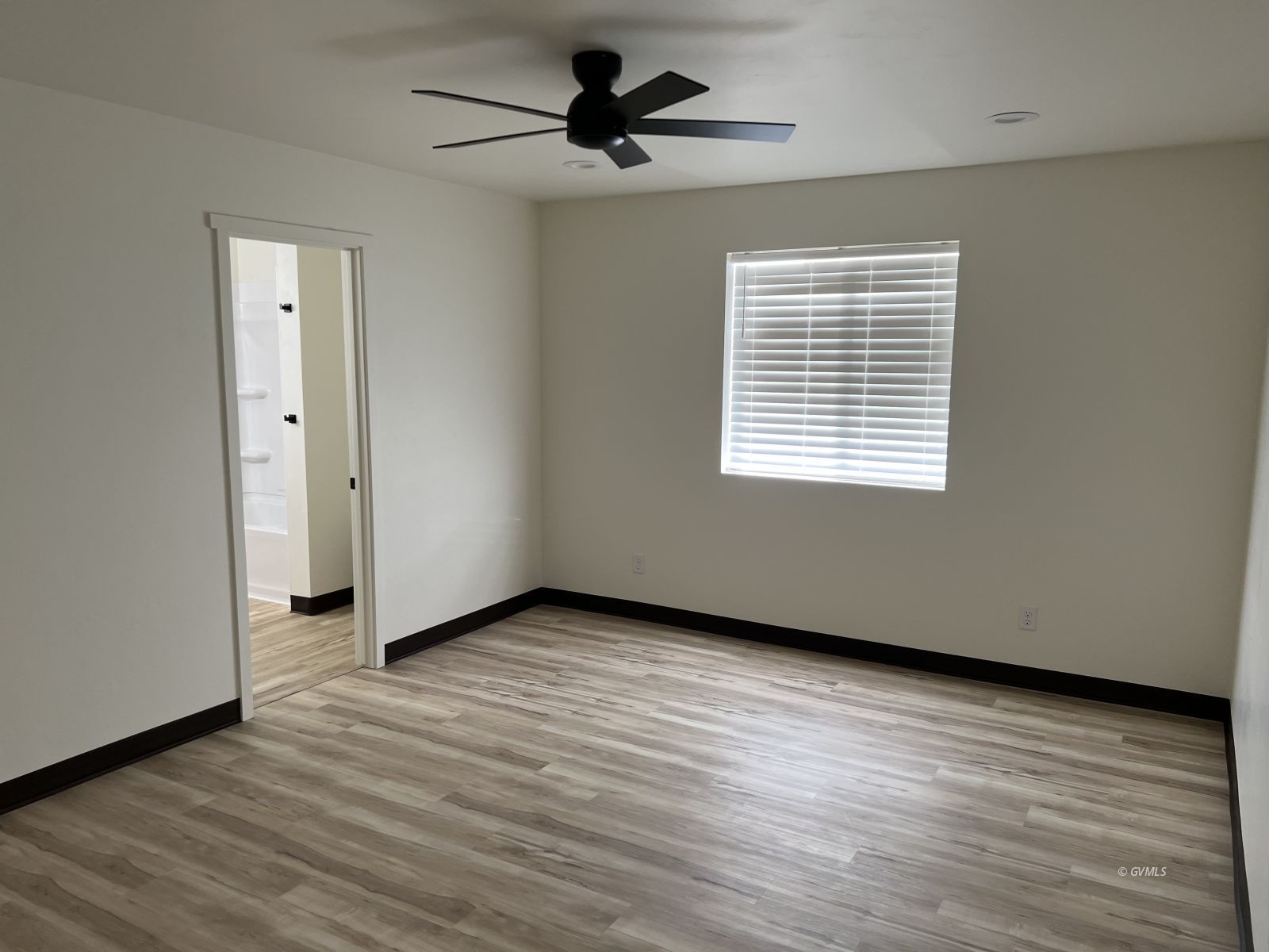 172 N Plex Cir A