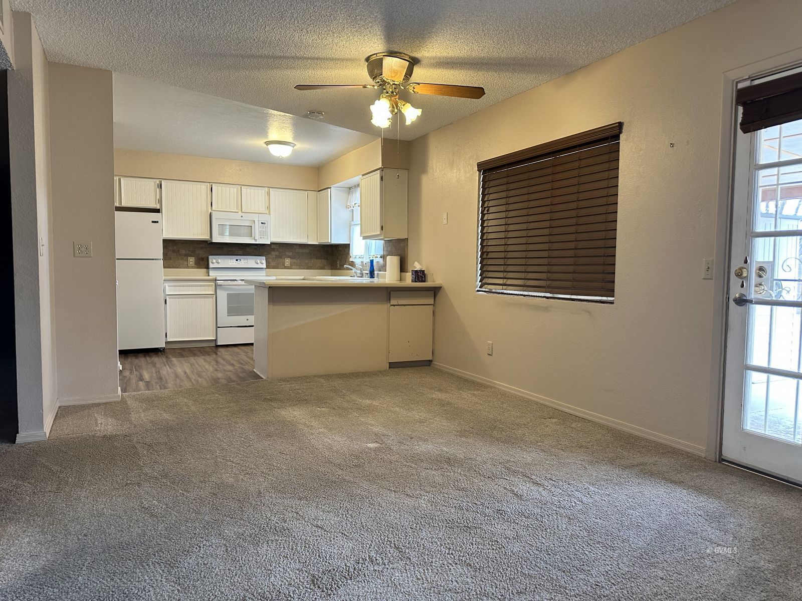 401 W Bonita St