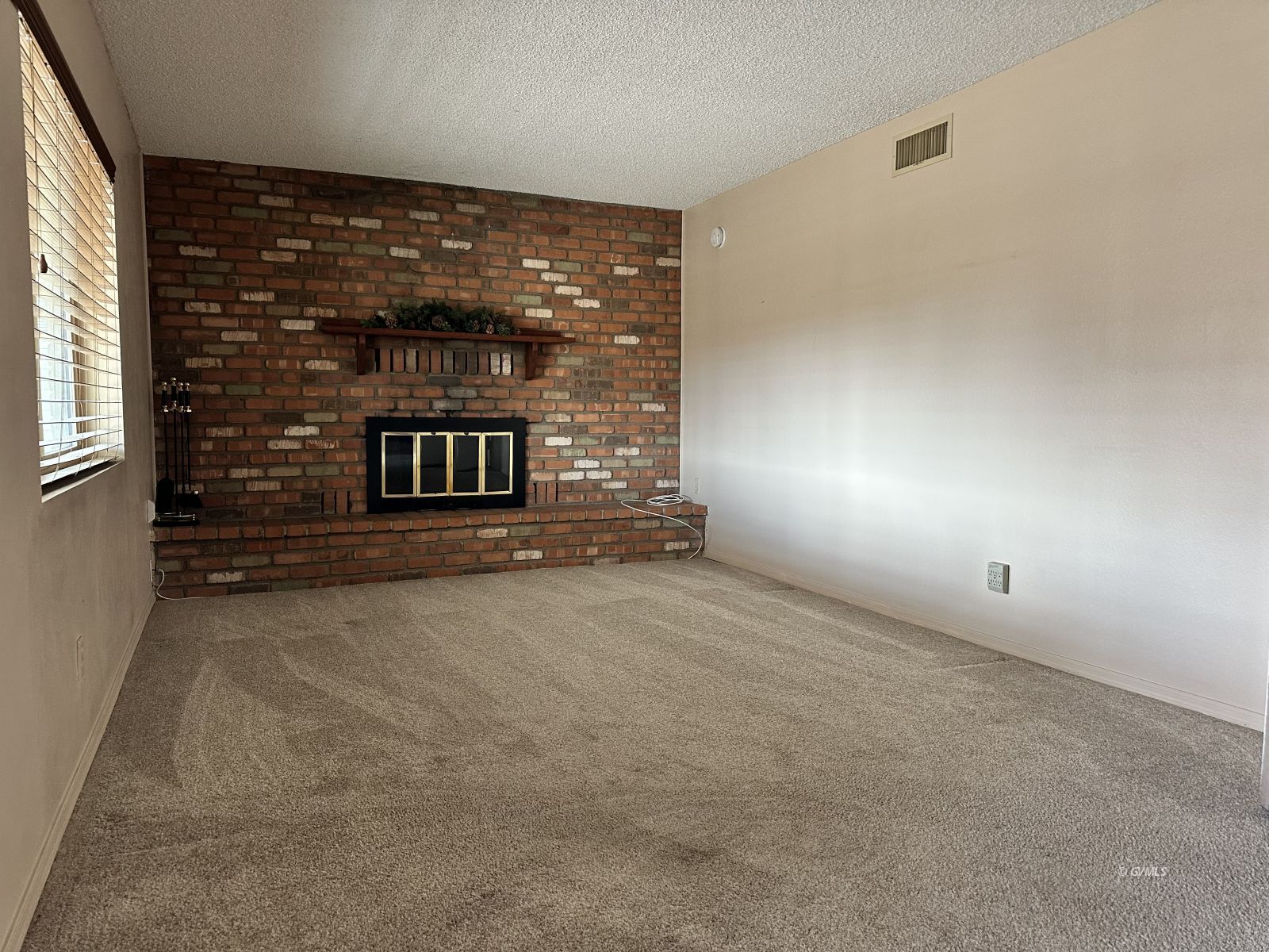 401 W Bonita St