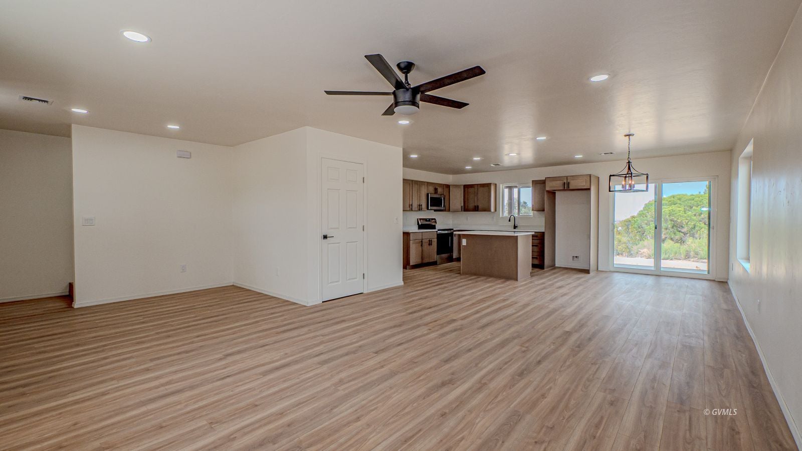 8457 S Kiva Dr