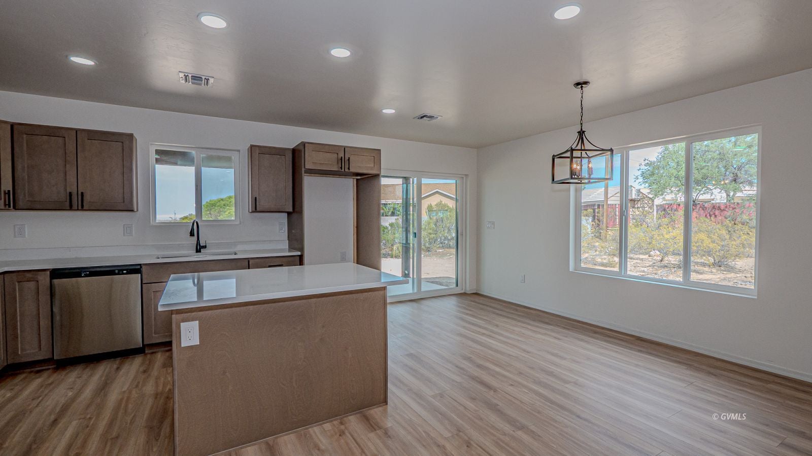 8457 S Kiva Dr