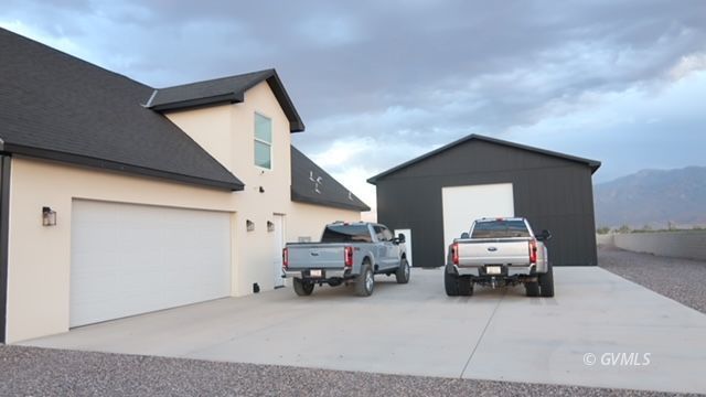 333 W 800 S
