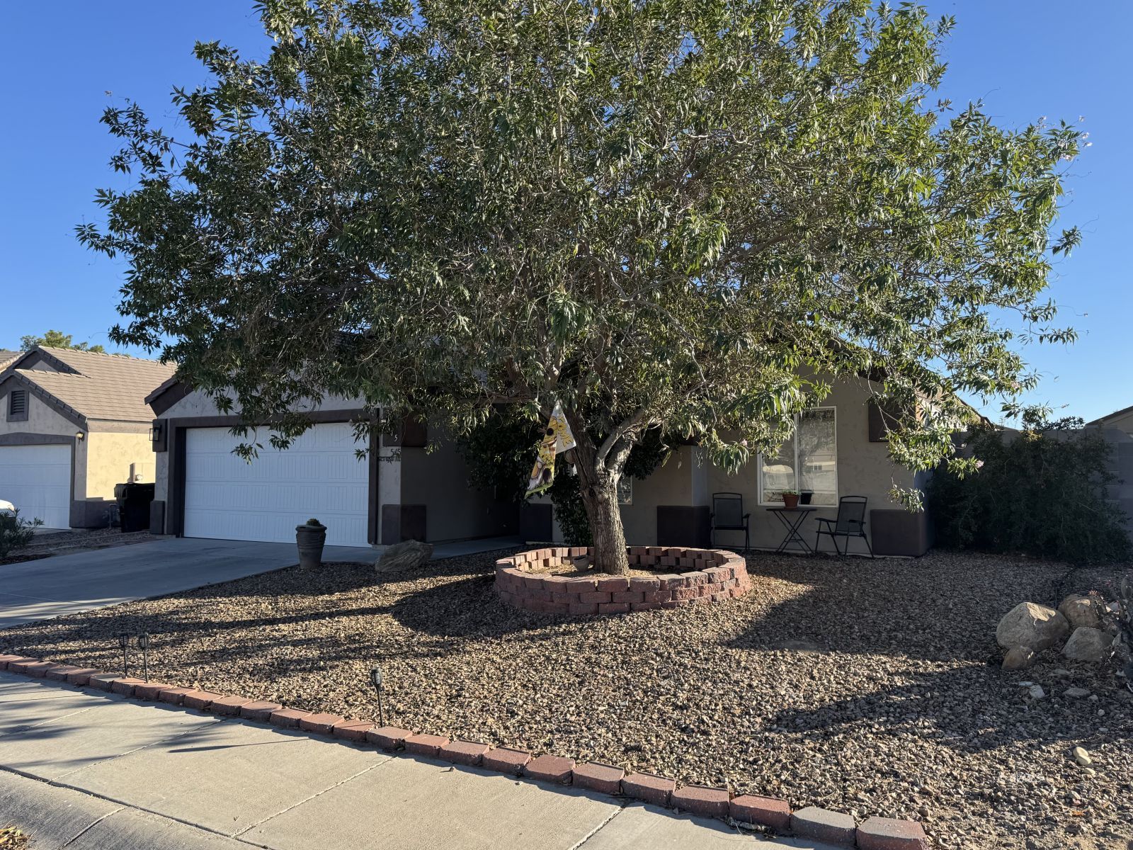 545 W Keisha Ln