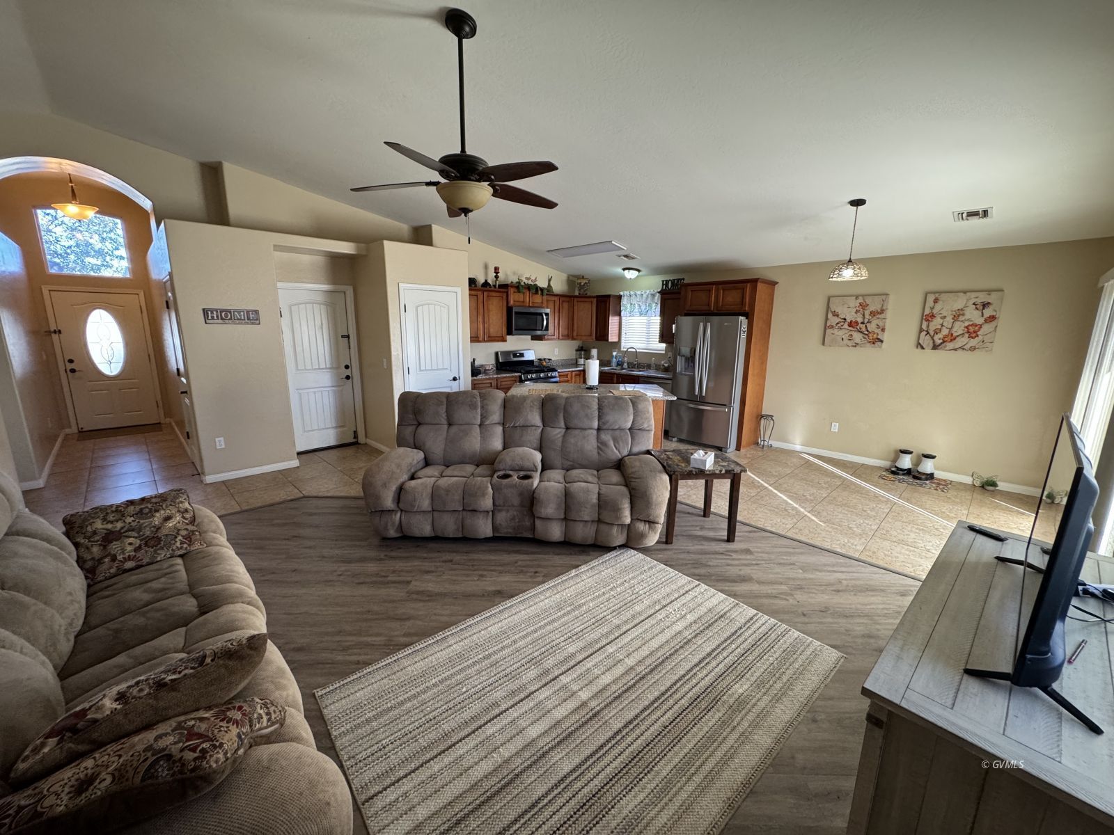 545 W Keisha Ln