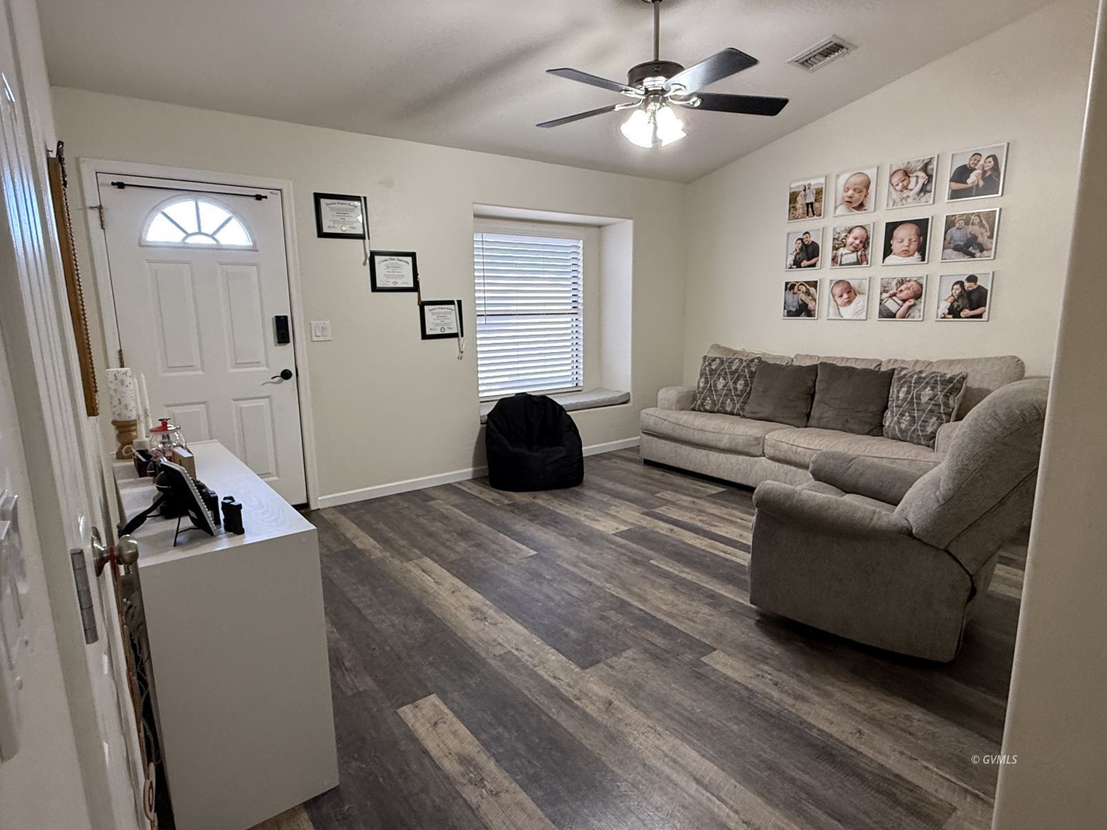 1472 S Roadrunner Ln