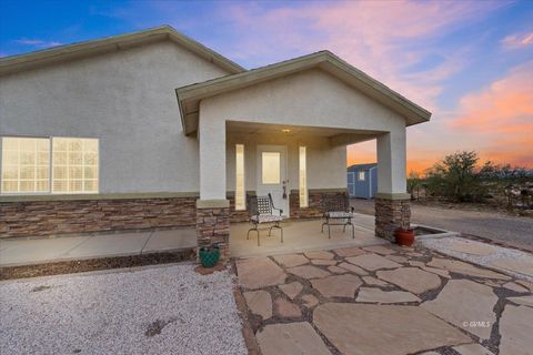 5296 S 14th Ave Safford AZ 85546