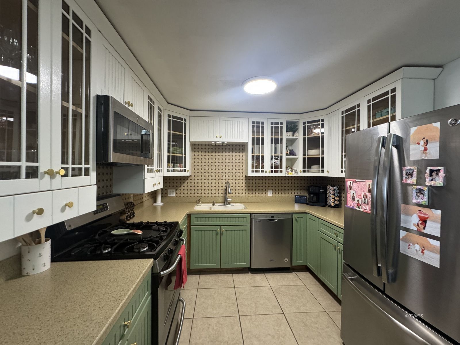 514 W 15th St