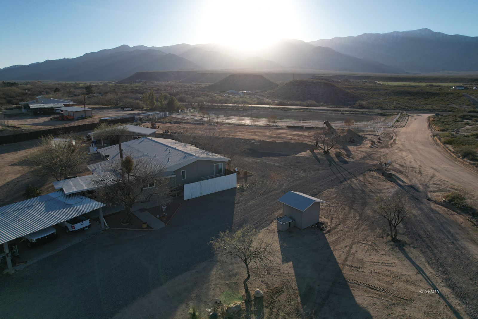 223 E Calle De Buena Vista