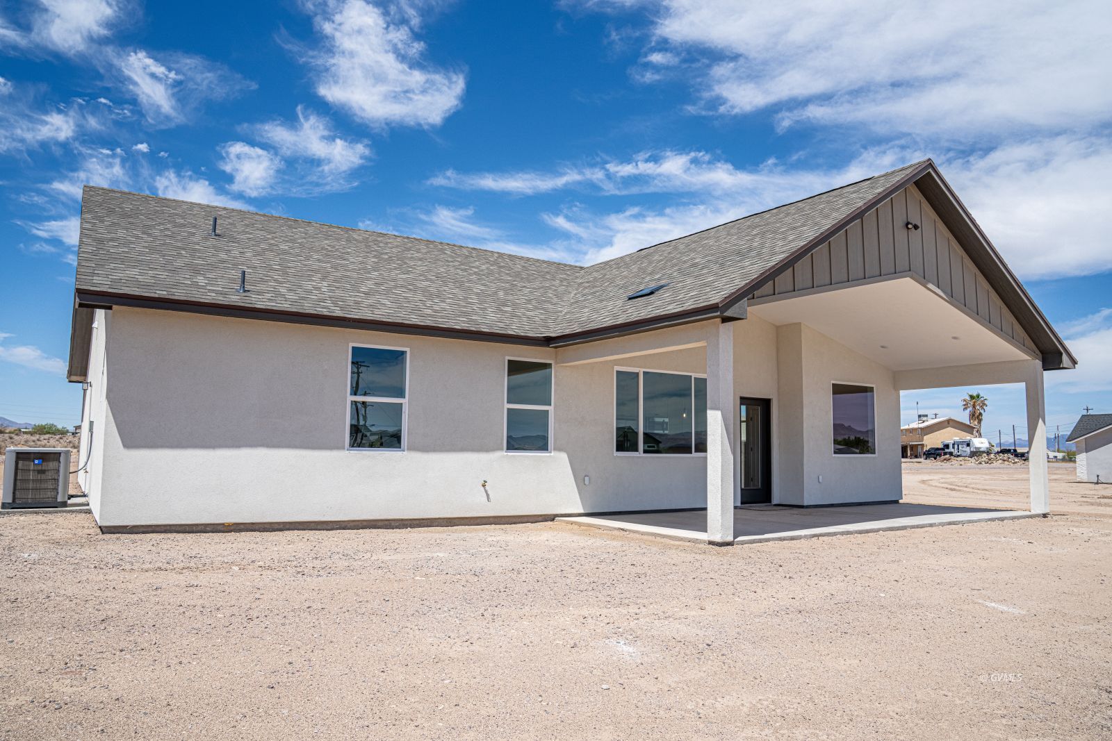 460 N 1625 W