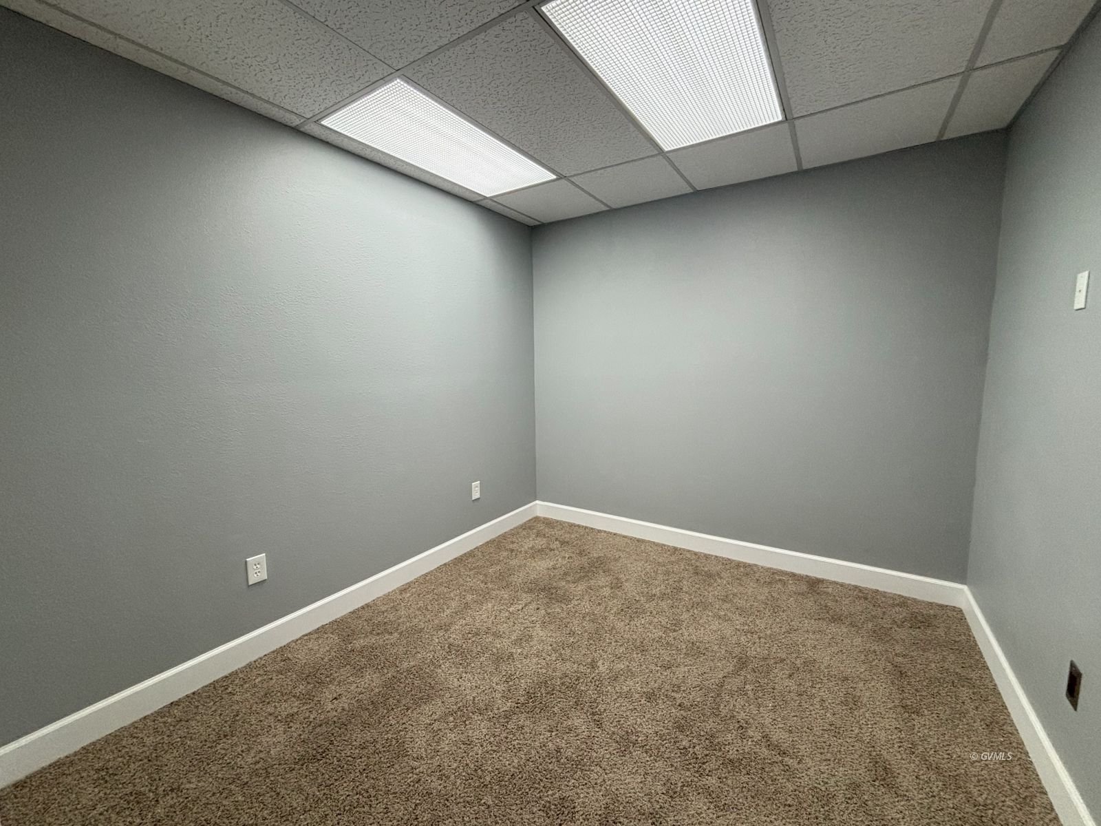 609 5th Ave J