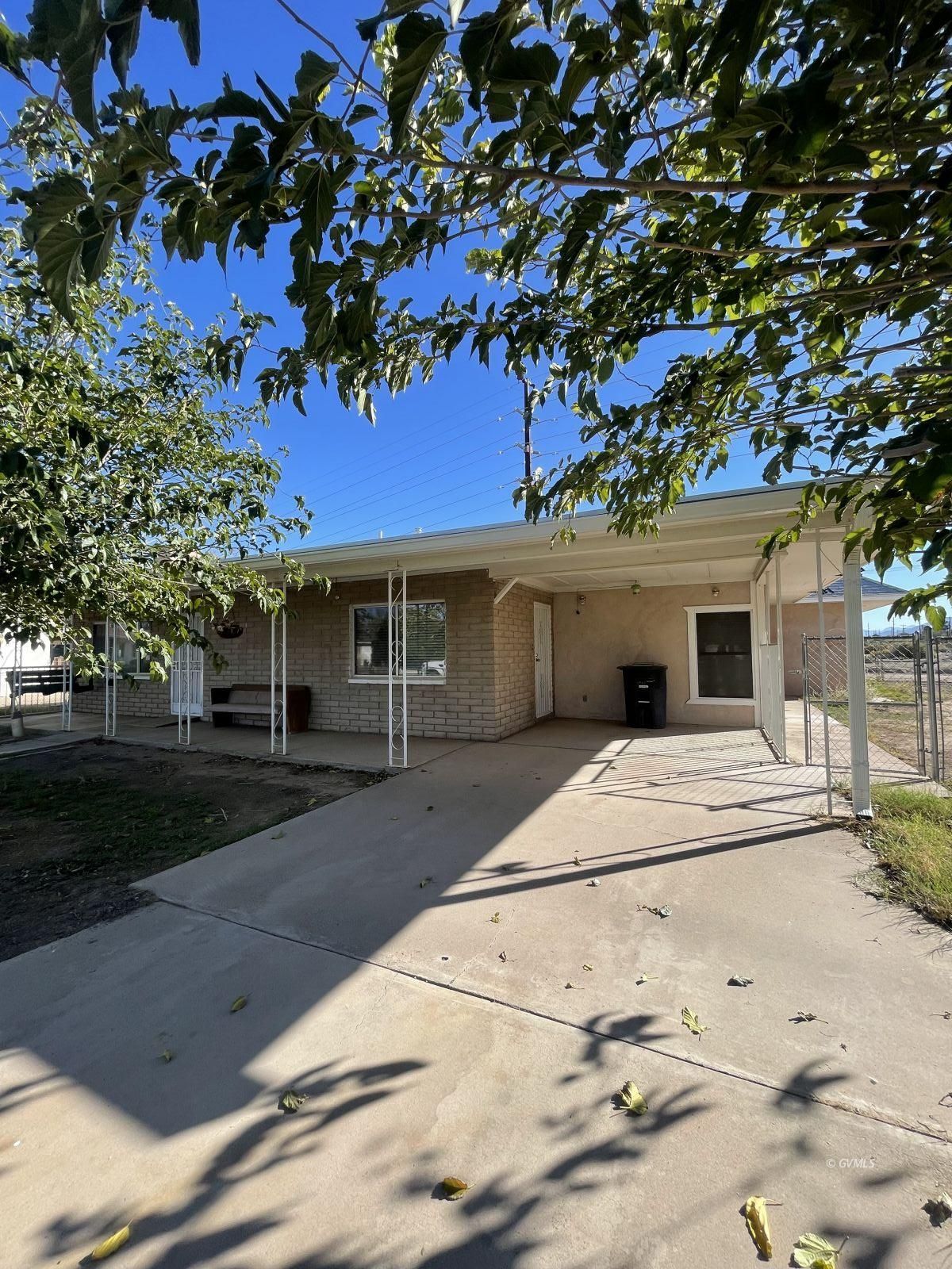 1017 W Tucson Street