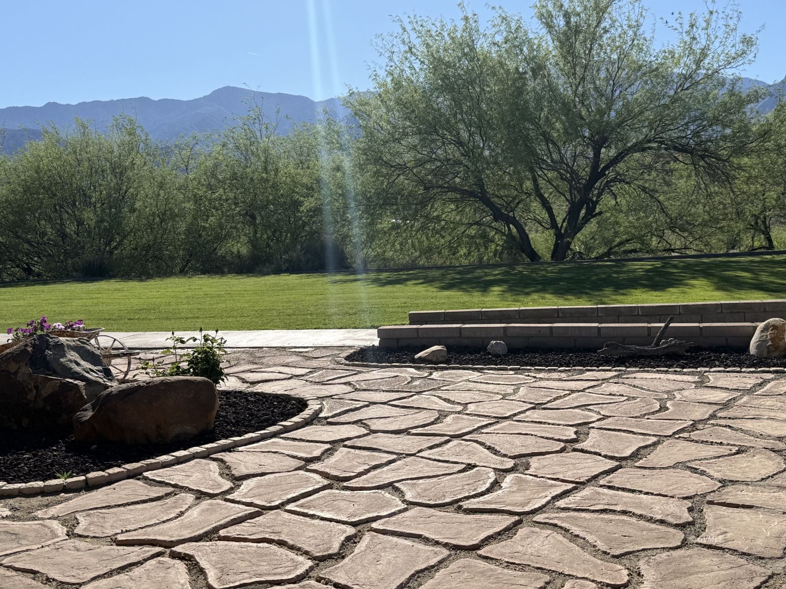 175 E Calle de Buena Vista