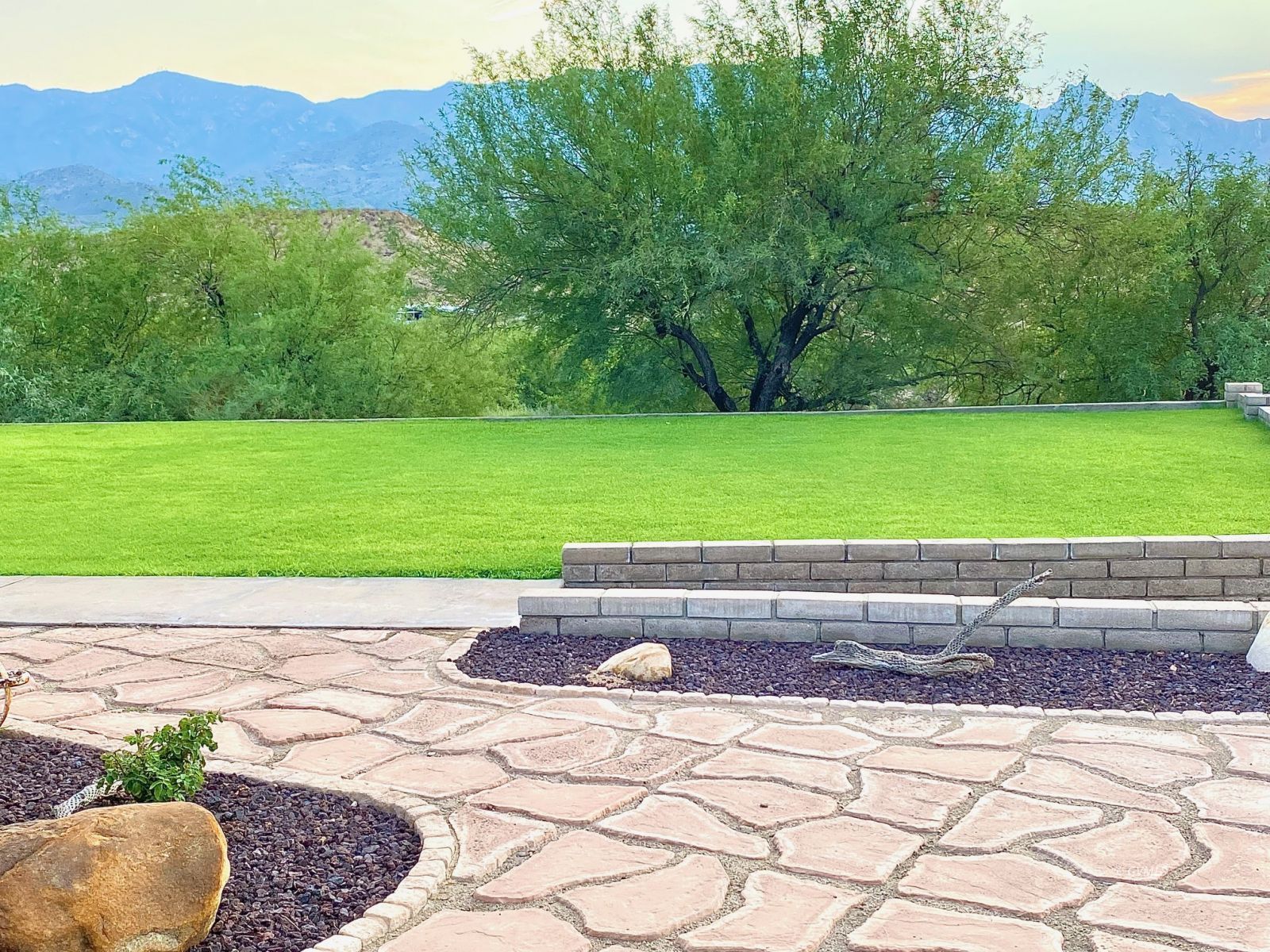 175 E Calle de Buena Vista