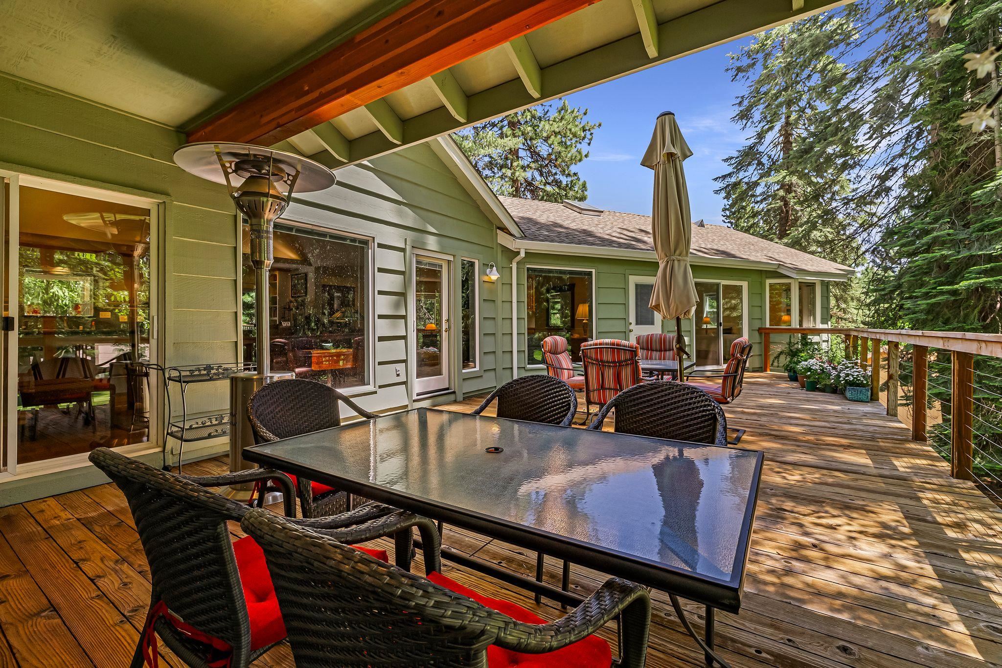 Lake Almanor, California 96137, United States, 4 Bedrooms Bedrooms, ,4 BathroomsBathrooms,Residential,Active,151864