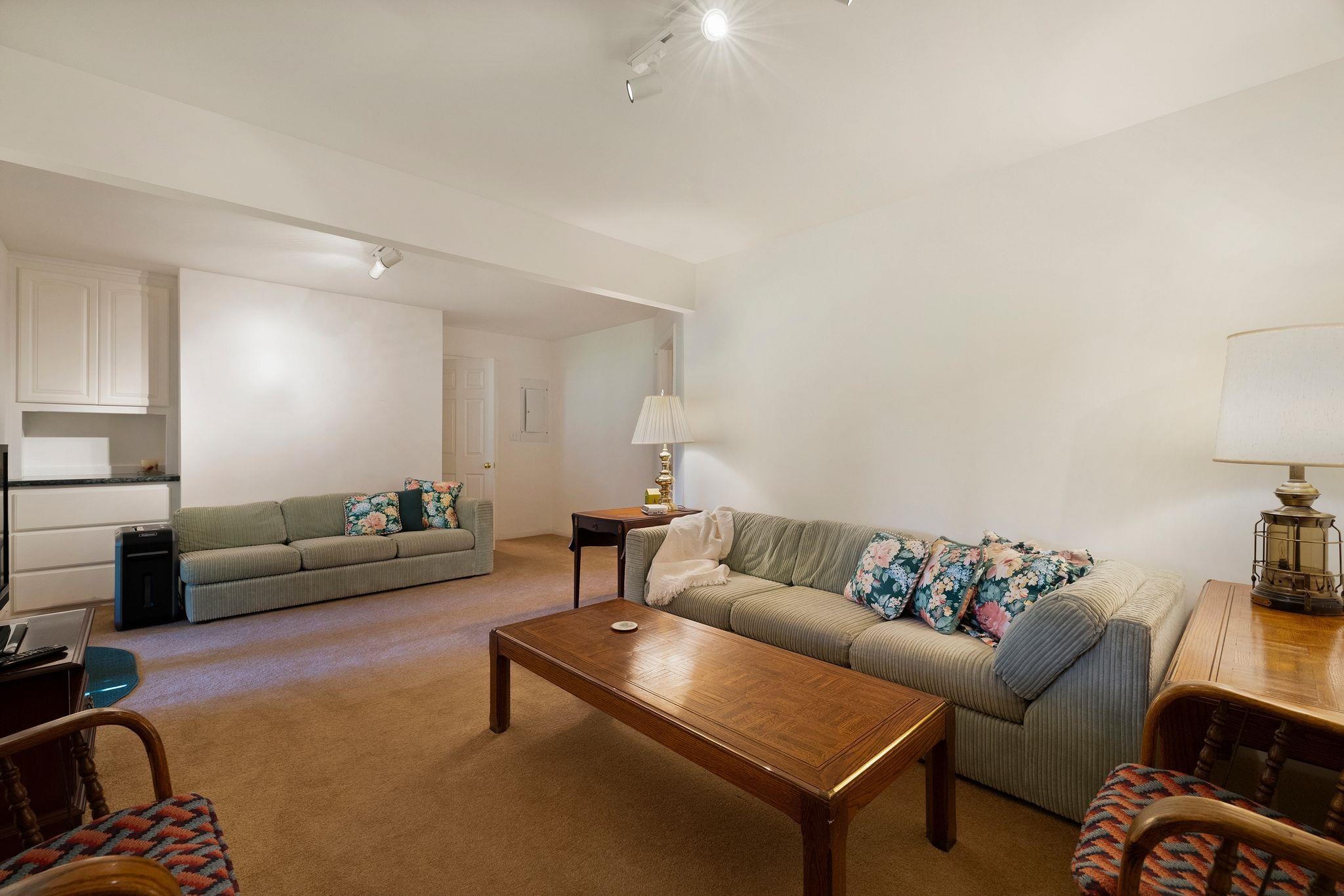 Lake Almanor, California 96137, United States, 4 Bedrooms Bedrooms, ,4 BathroomsBathrooms,Residential,Active,151864