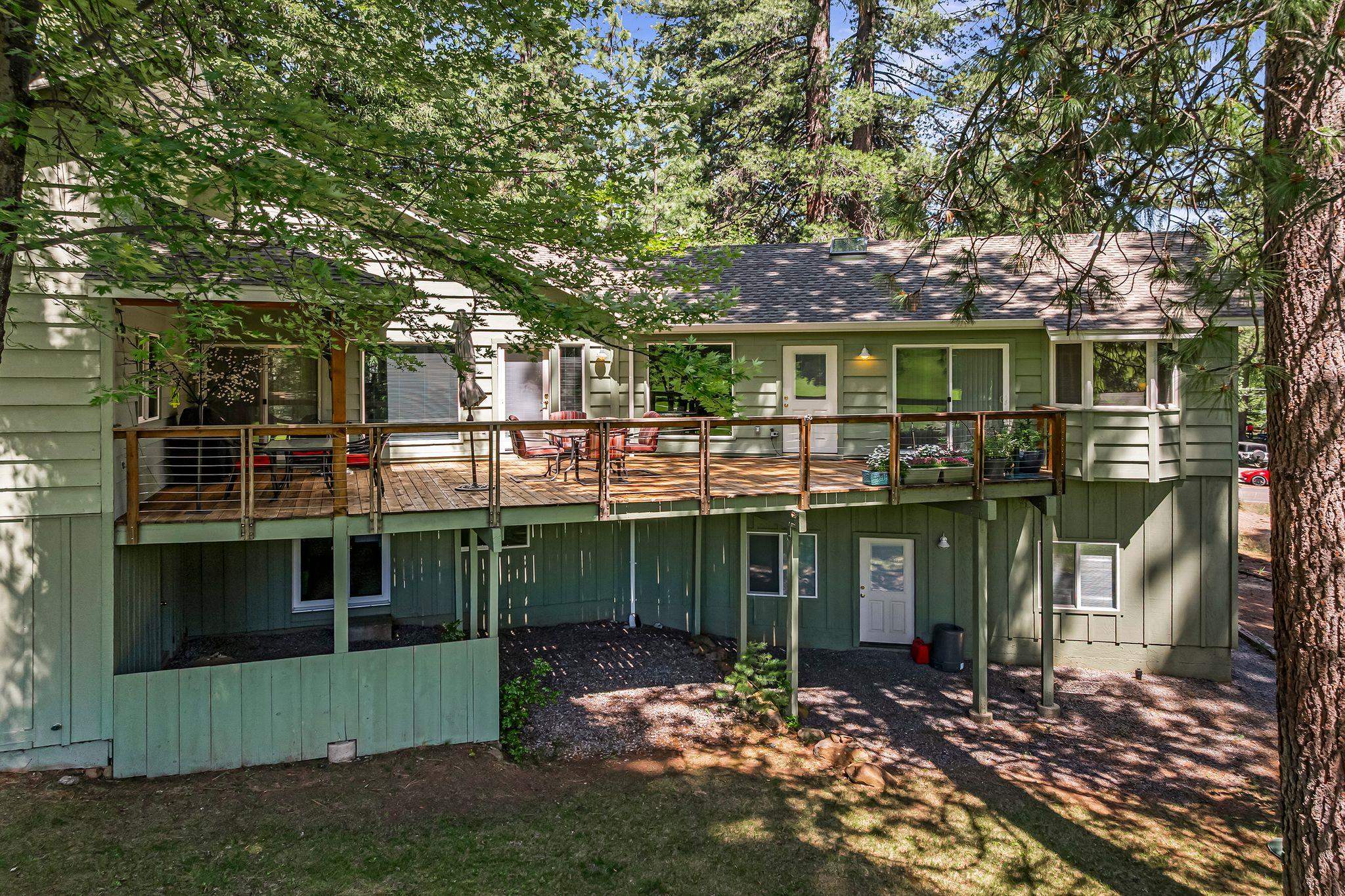 Lake Almanor, California 96137, United States, 4 Bedrooms Bedrooms, ,4 BathroomsBathrooms,Residential,Active,151864