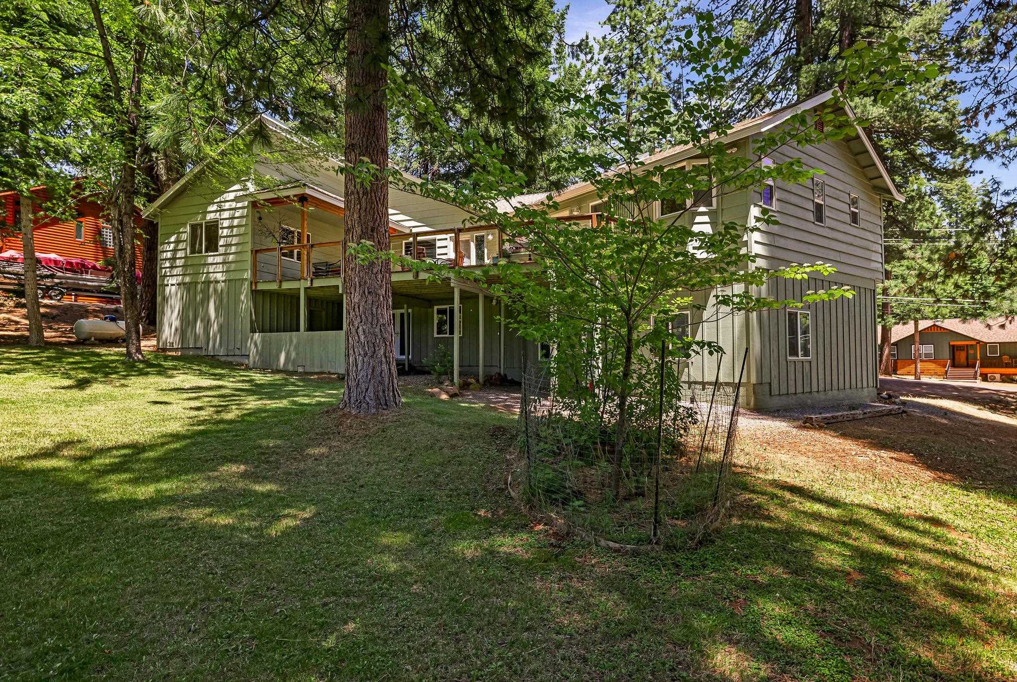Lake Almanor, California 96137, United States, 4 Bedrooms Bedrooms, ,4 BathroomsBathrooms,Residential,Active,151864