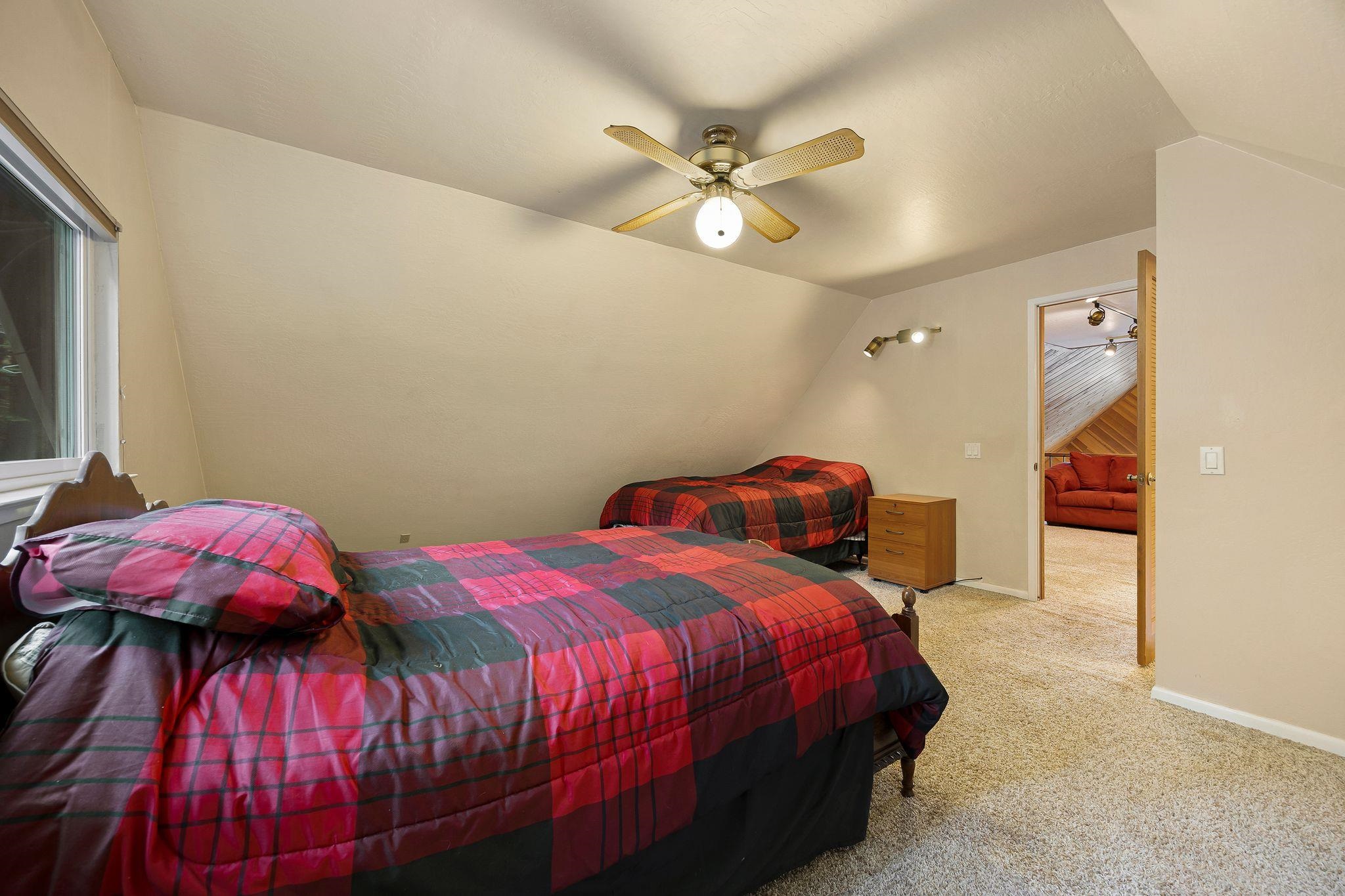 Lake Almanor, California 96137, United States, 3 Bedrooms Bedrooms, ,2 BathroomsBathrooms,Residential,Active,163031