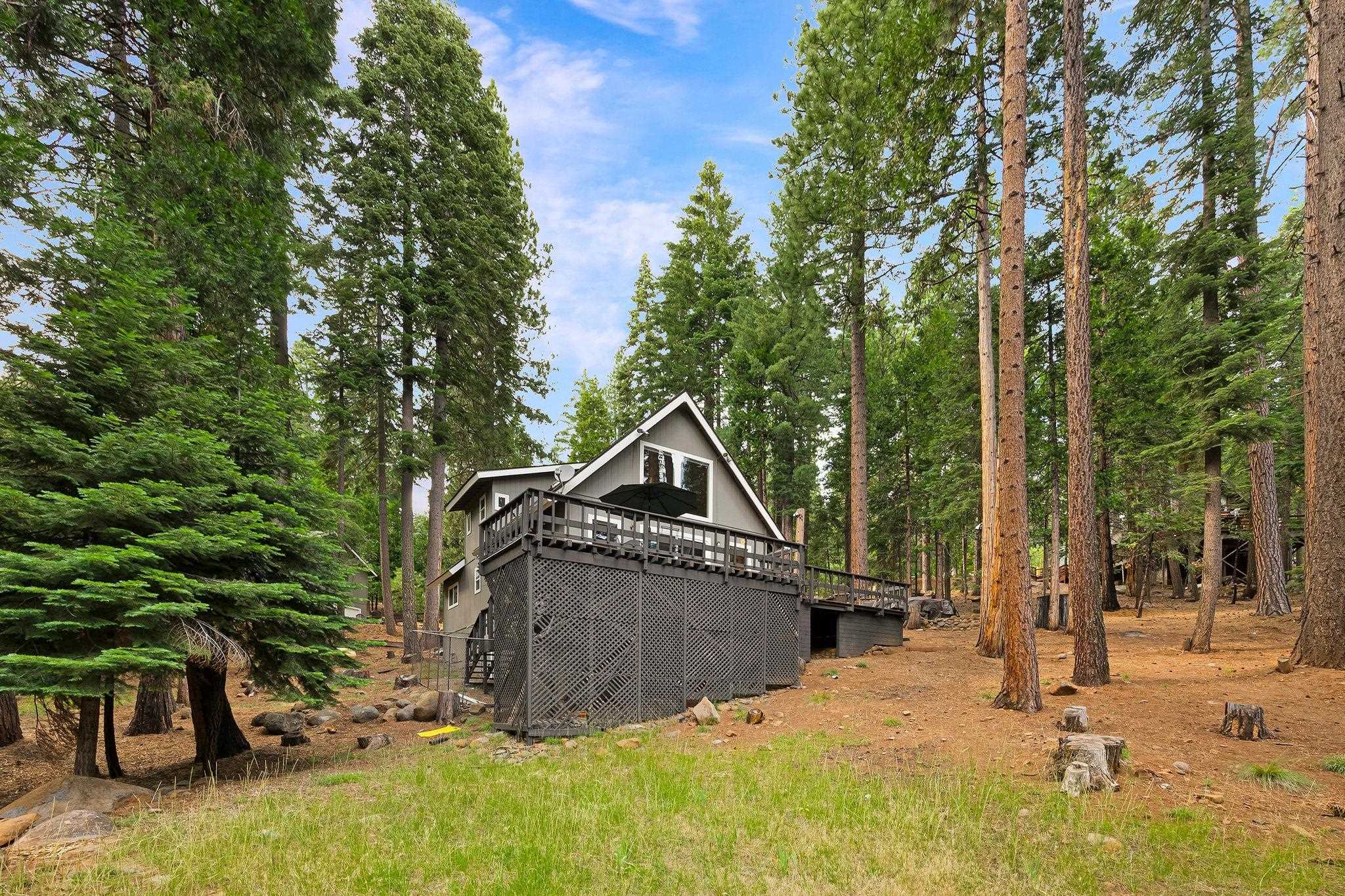 Lake Almanor, California 96137, United States, 3 Bedrooms Bedrooms, ,2 BathroomsBathrooms,Residential,Active,163031