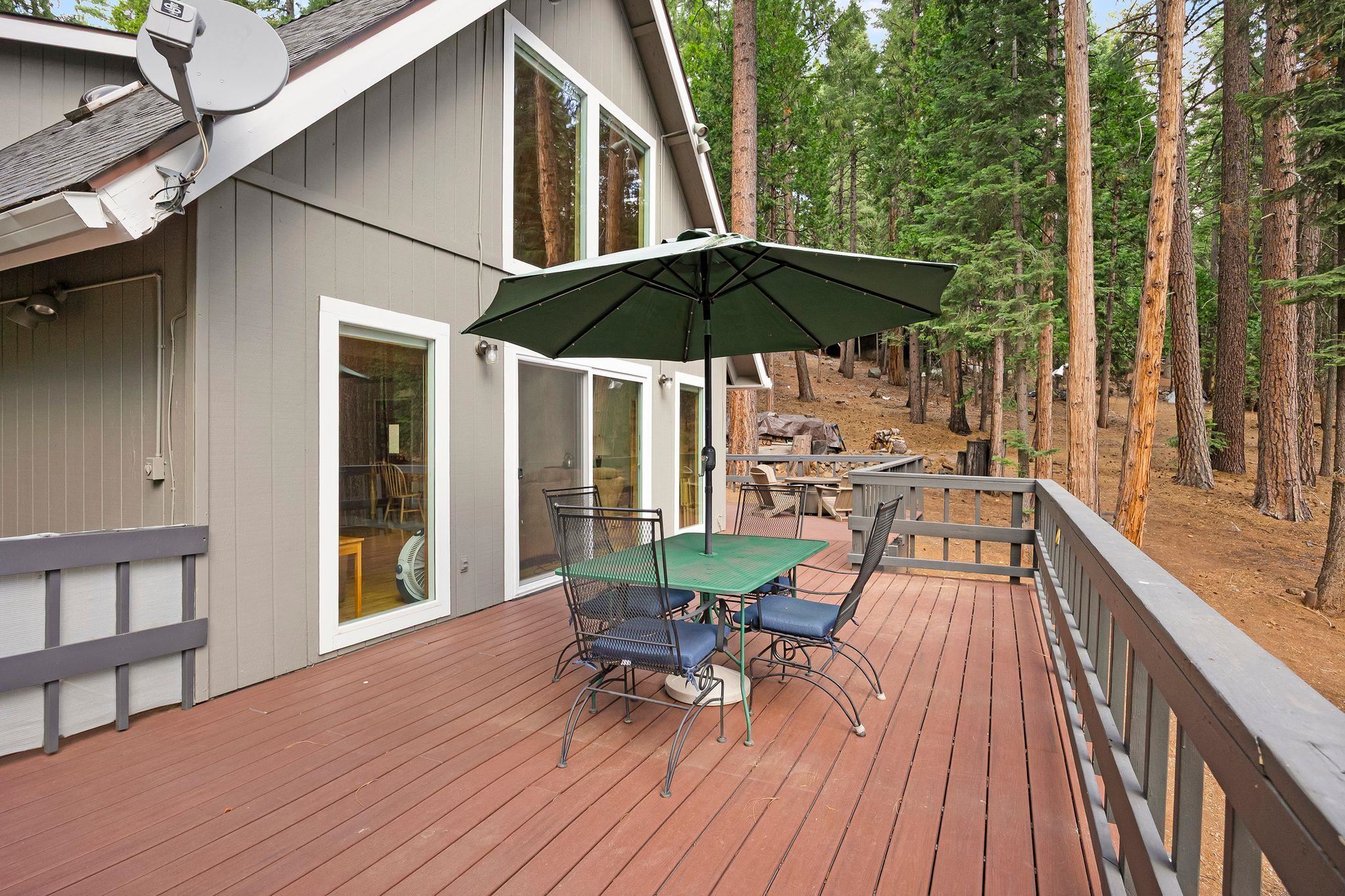 Lake Almanor, California 96137, United States, 3 Bedrooms Bedrooms, ,2 BathroomsBathrooms,Residential,Active,163031