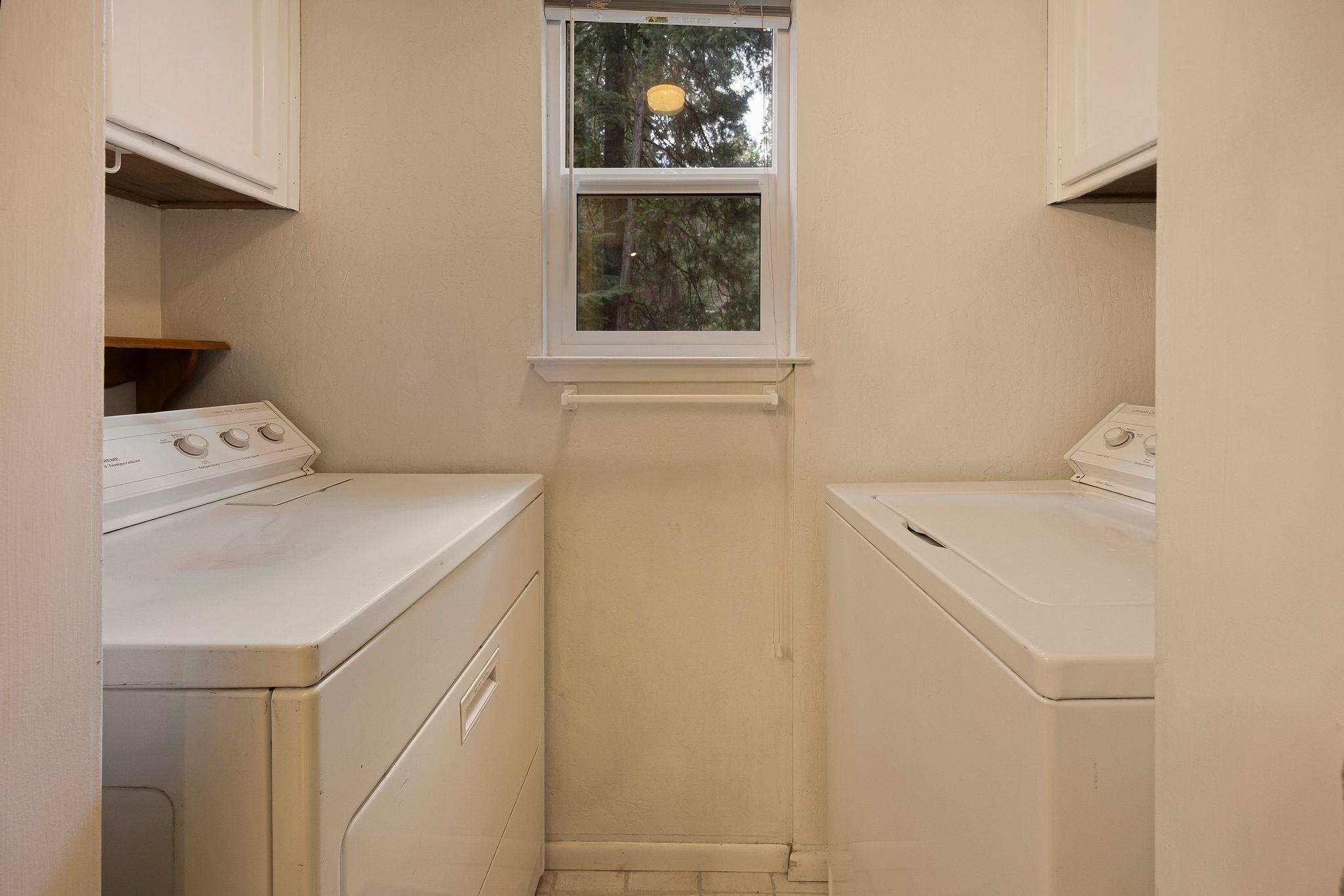 Lake Almanor, California 96137, United States, 3 Bedrooms Bedrooms, ,2 BathroomsBathrooms,Residential,Active,163031