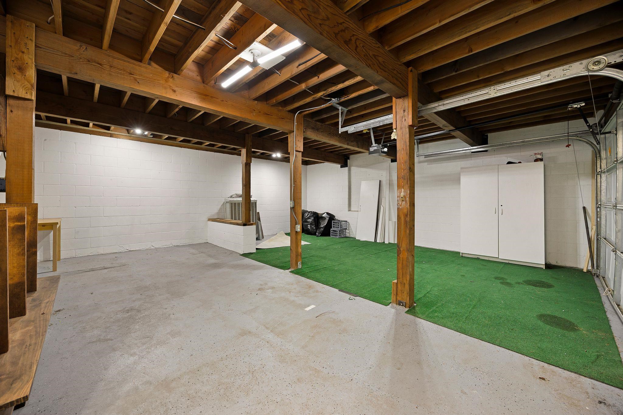 Lake Almanor, California 96137, United States, 3 Bedrooms Bedrooms, ,2 BathroomsBathrooms,Residential,Active,163031