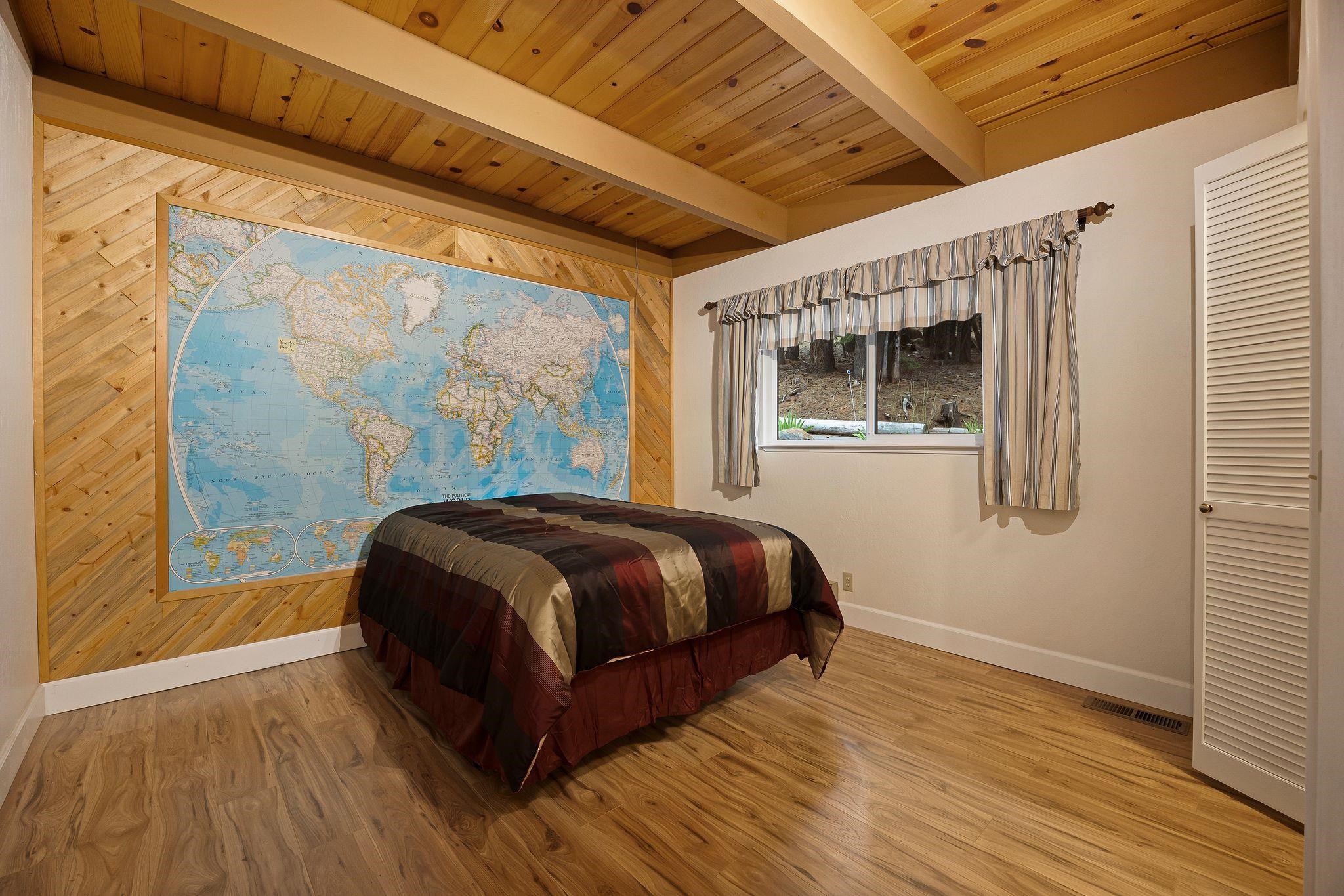 Lake Almanor, California 96137, United States, 3 Bedrooms Bedrooms, ,2 BathroomsBathrooms,Residential,Active,163031