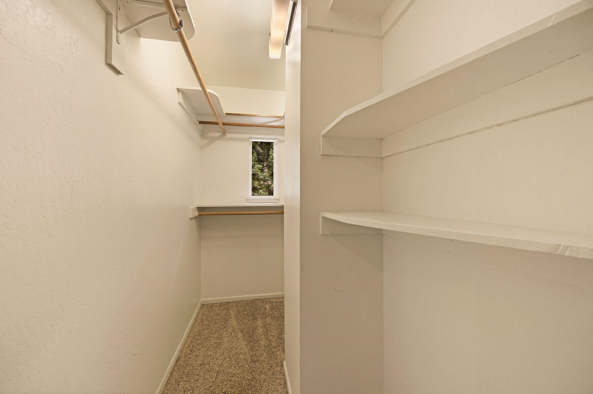 Lake Almanor, California 96137, United States, 3 Bedrooms Bedrooms, ,2 BathroomsBathrooms,Residential,Active,163031