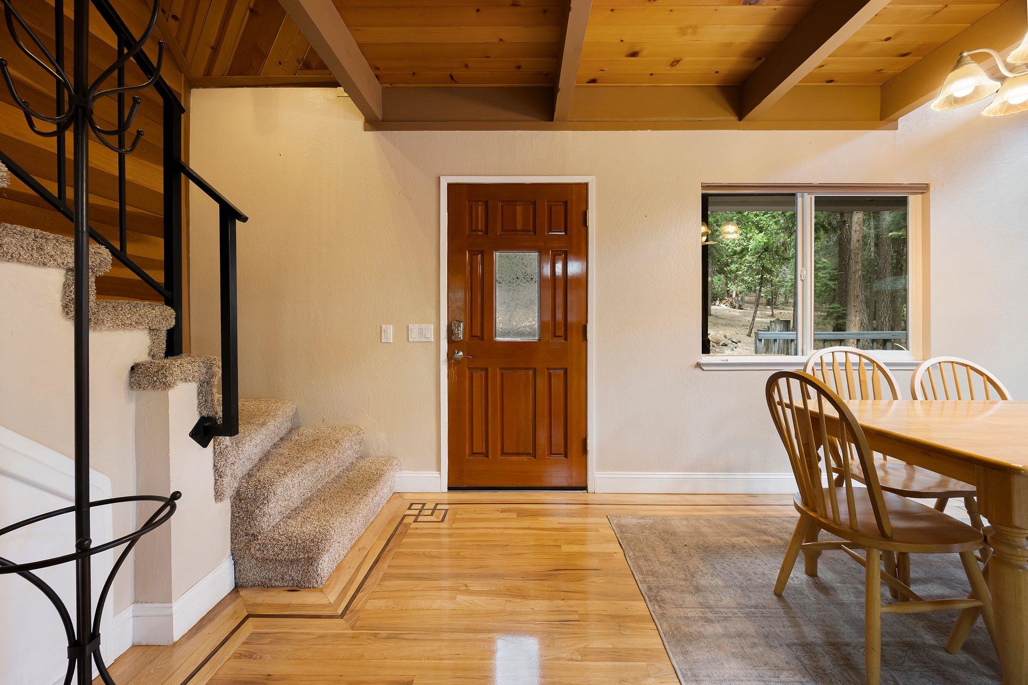 Lake Almanor, California 96137, United States, 3 Bedrooms Bedrooms, ,2 BathroomsBathrooms,Residential,Active,163031