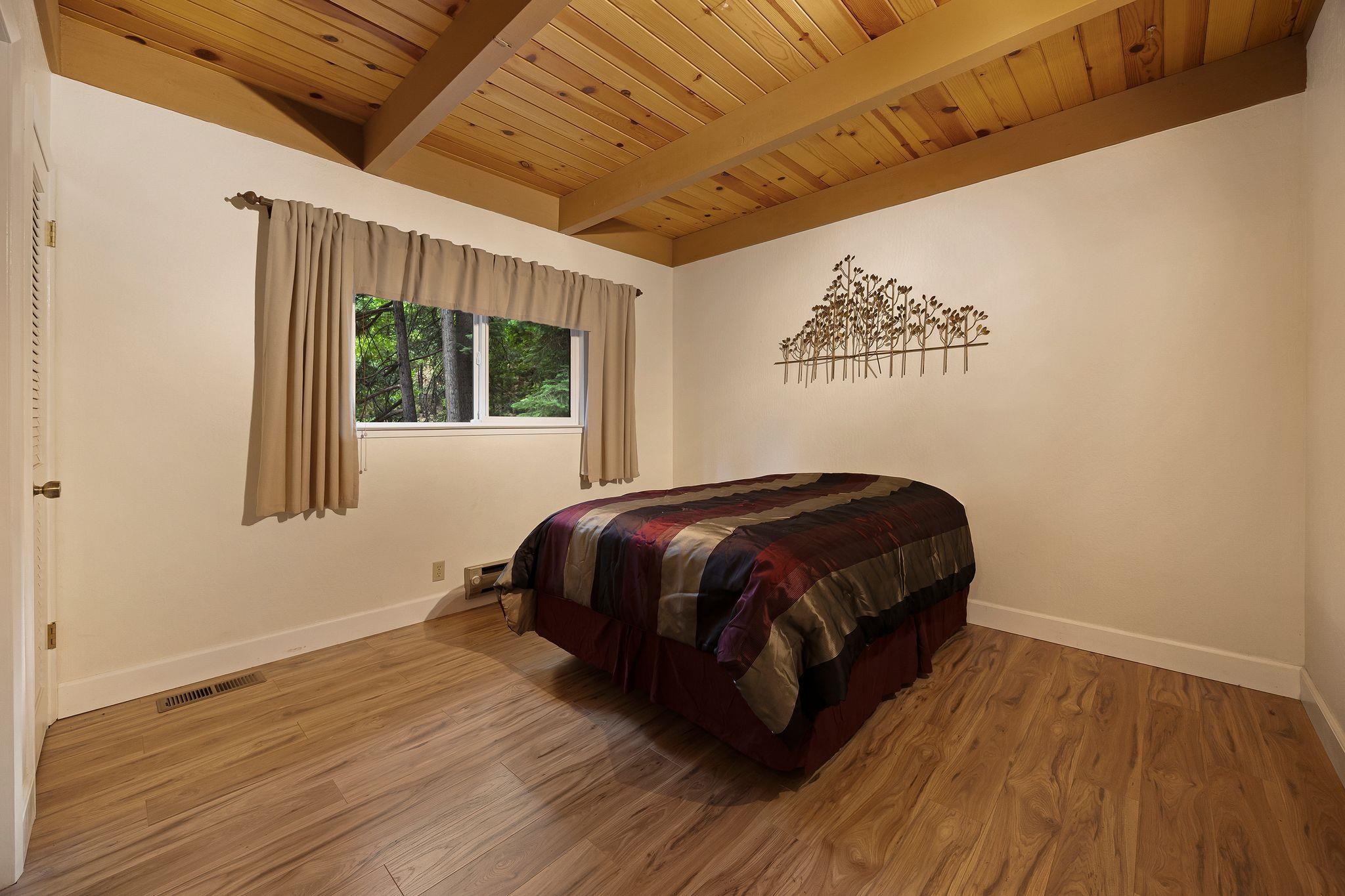 Lake Almanor, California 96137, United States, 3 Bedrooms Bedrooms, ,2 BathroomsBathrooms,Residential,Active,163031