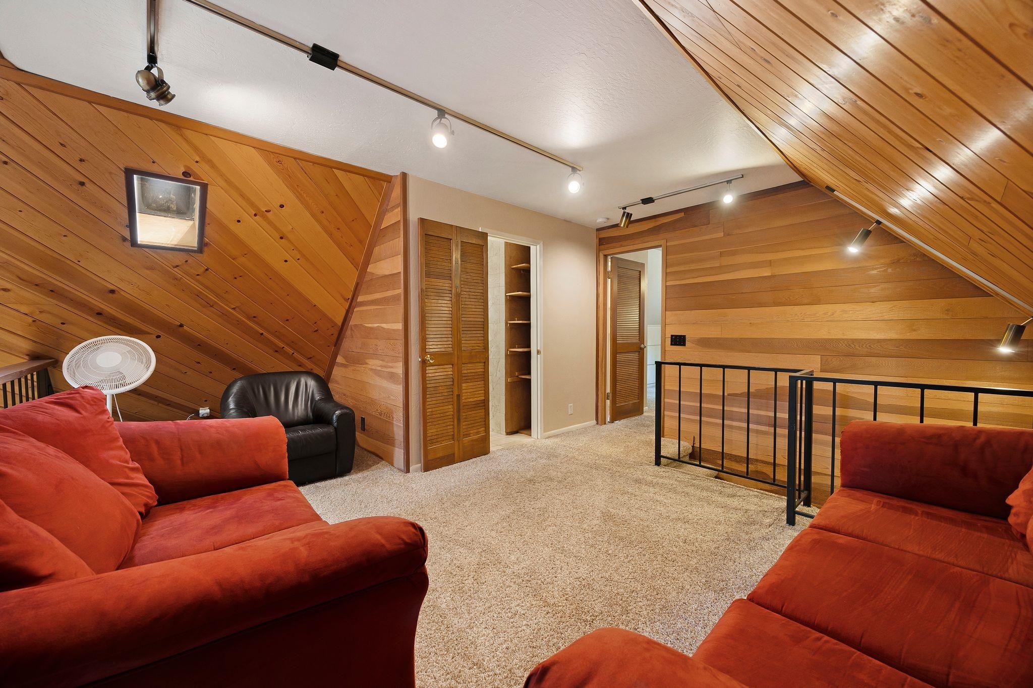 Lake Almanor, California 96137, United States, 3 Bedrooms Bedrooms, ,2 BathroomsBathrooms,Residential,Active,163031