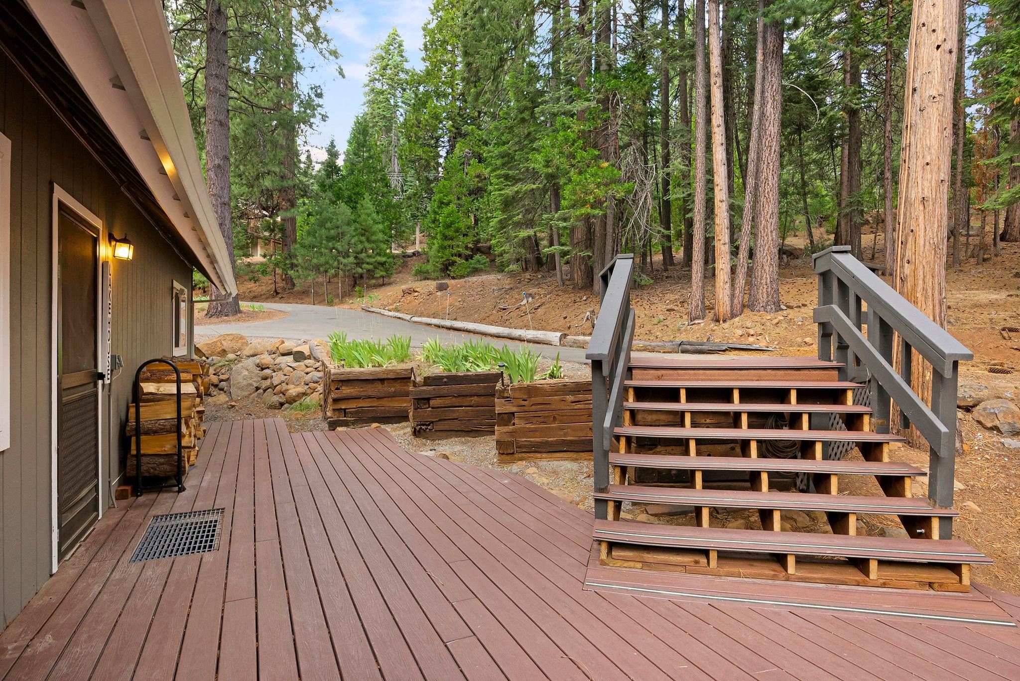 Lake Almanor, California 96137, United States, 3 Bedrooms Bedrooms, ,2 BathroomsBathrooms,Residential,Active,163031