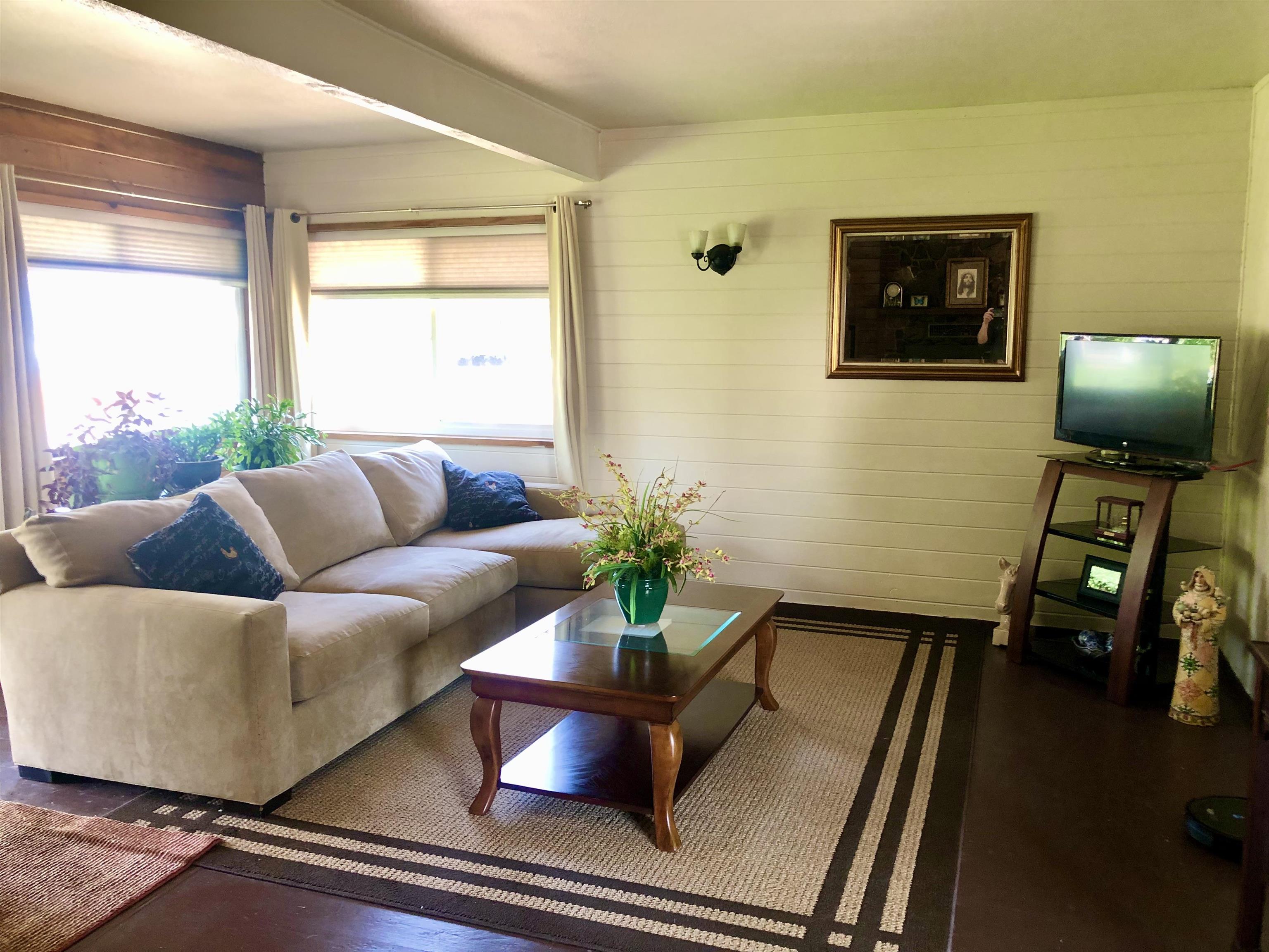 608 Delwood Street, Westwood, California image 5
