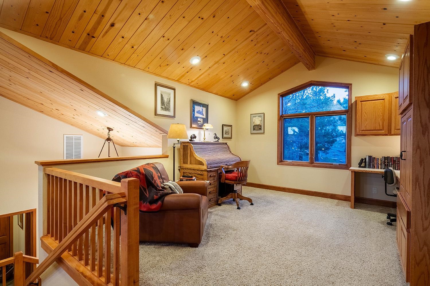 978 W Dancing Bears Drive, Portola, California image 31