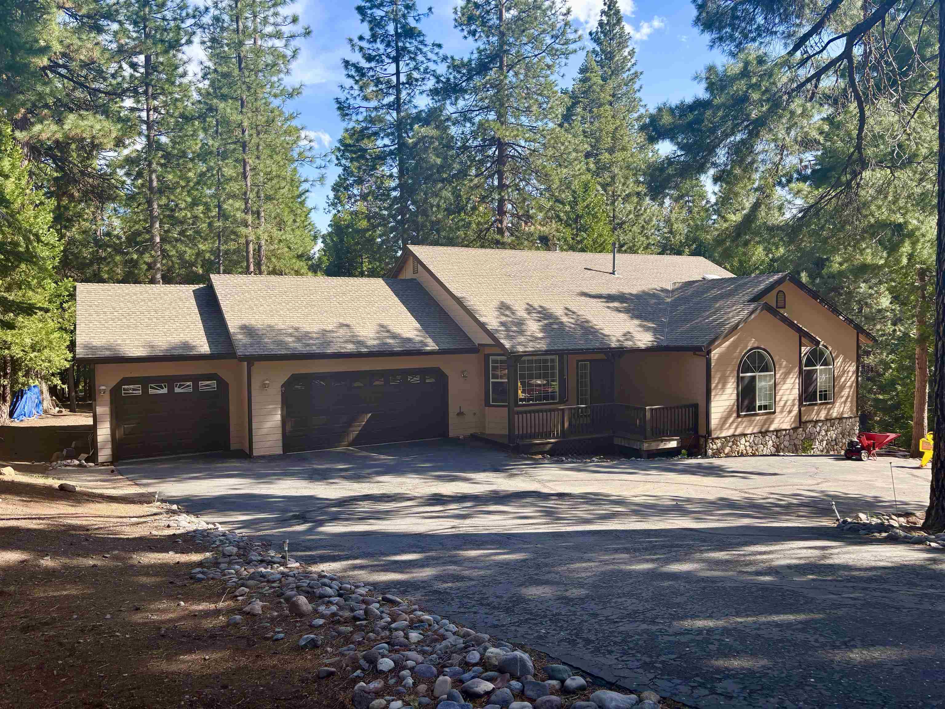 1004 Timber Ridge Road, Lake Almanor, Ohio image 1