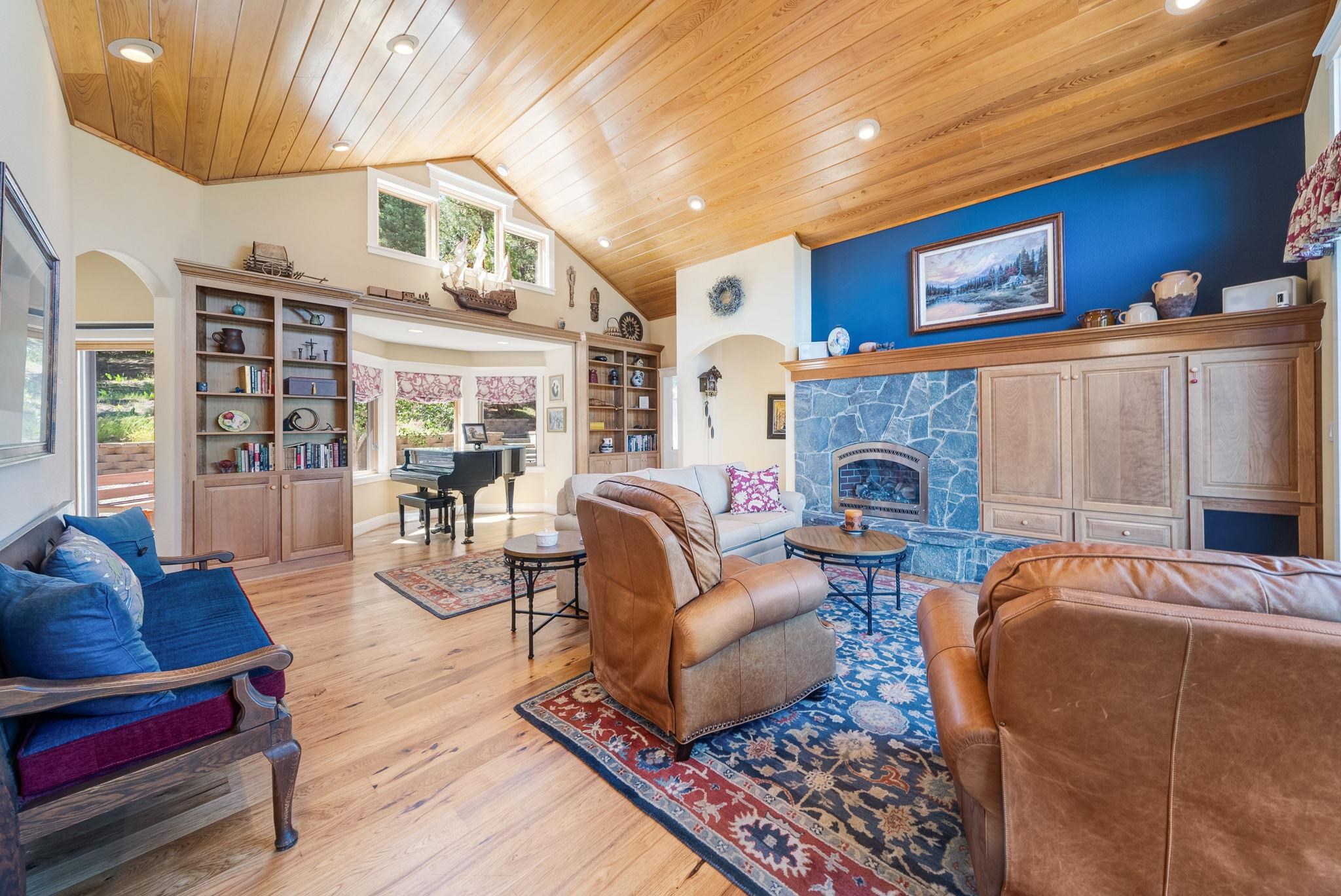 83 Great Spirit, Clio, California image 11
