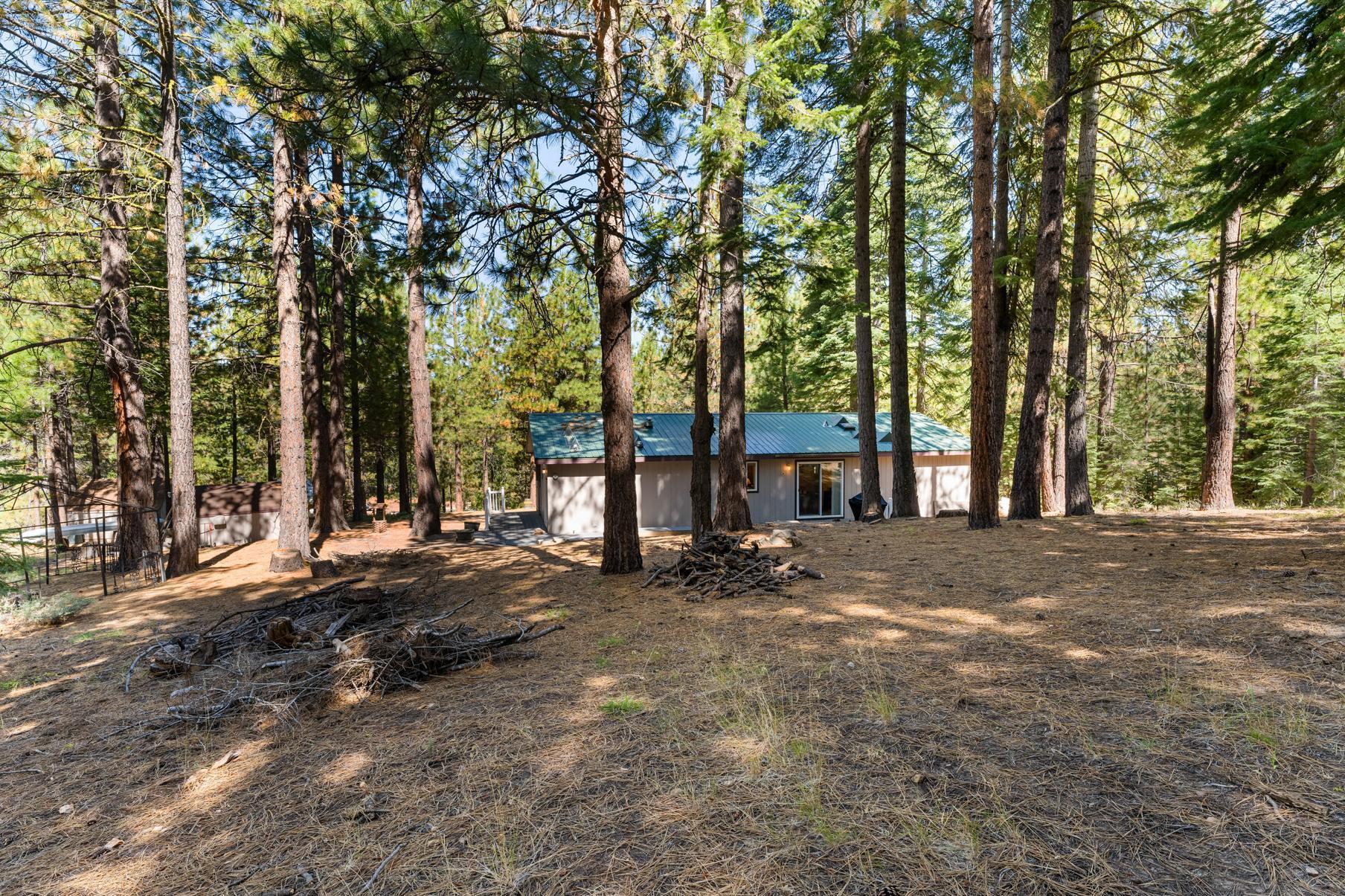 7398 N Davis Way, Portola, Texas image 3