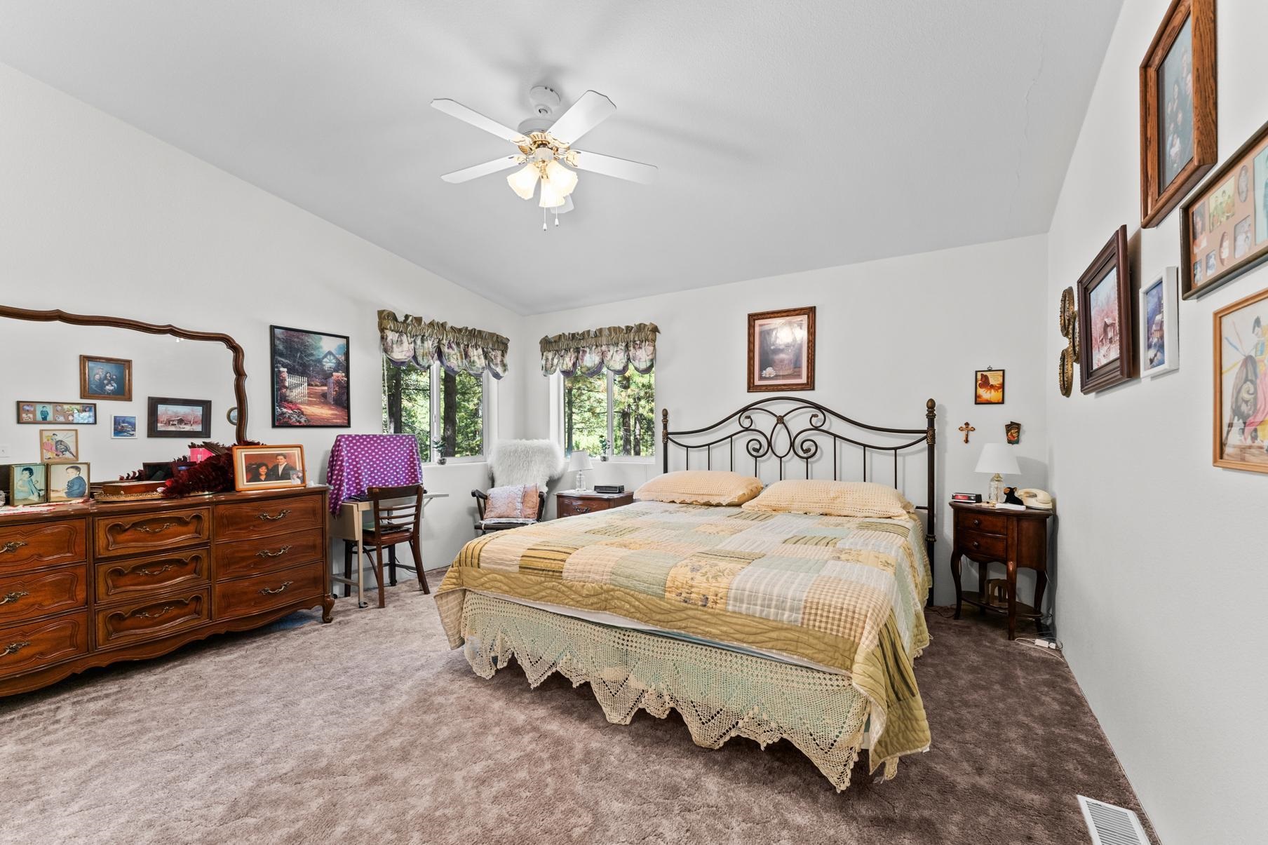 7398 N Davis Way, Portola, Texas image 17