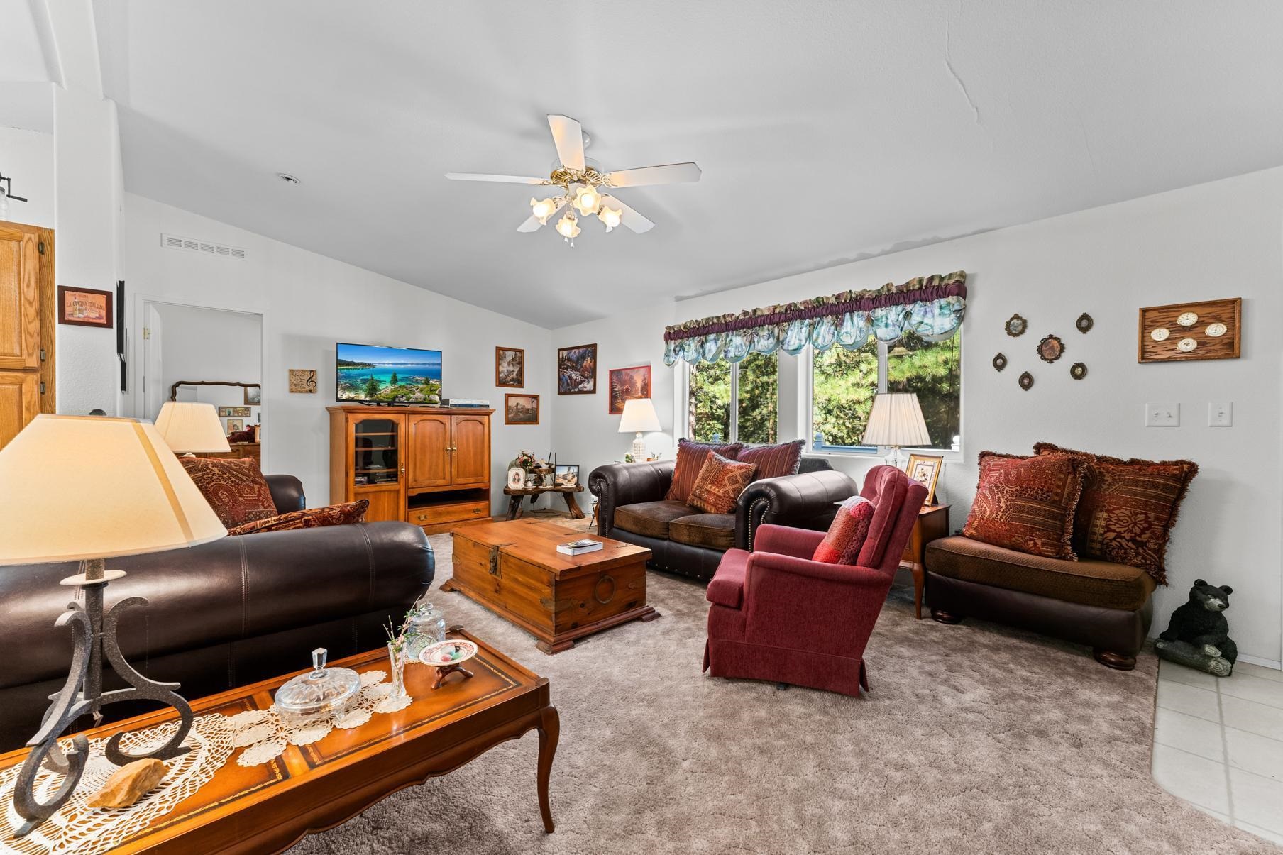 7398 N Davis Way, Portola, Texas image 18