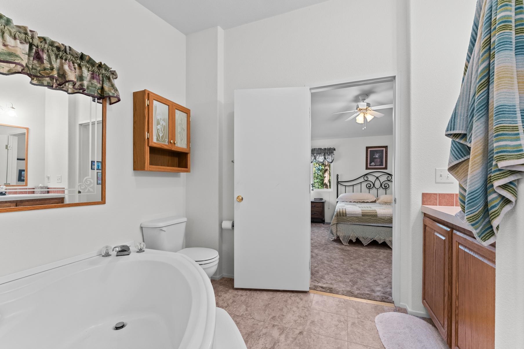 7398 N Davis Way, Portola, Texas image 13