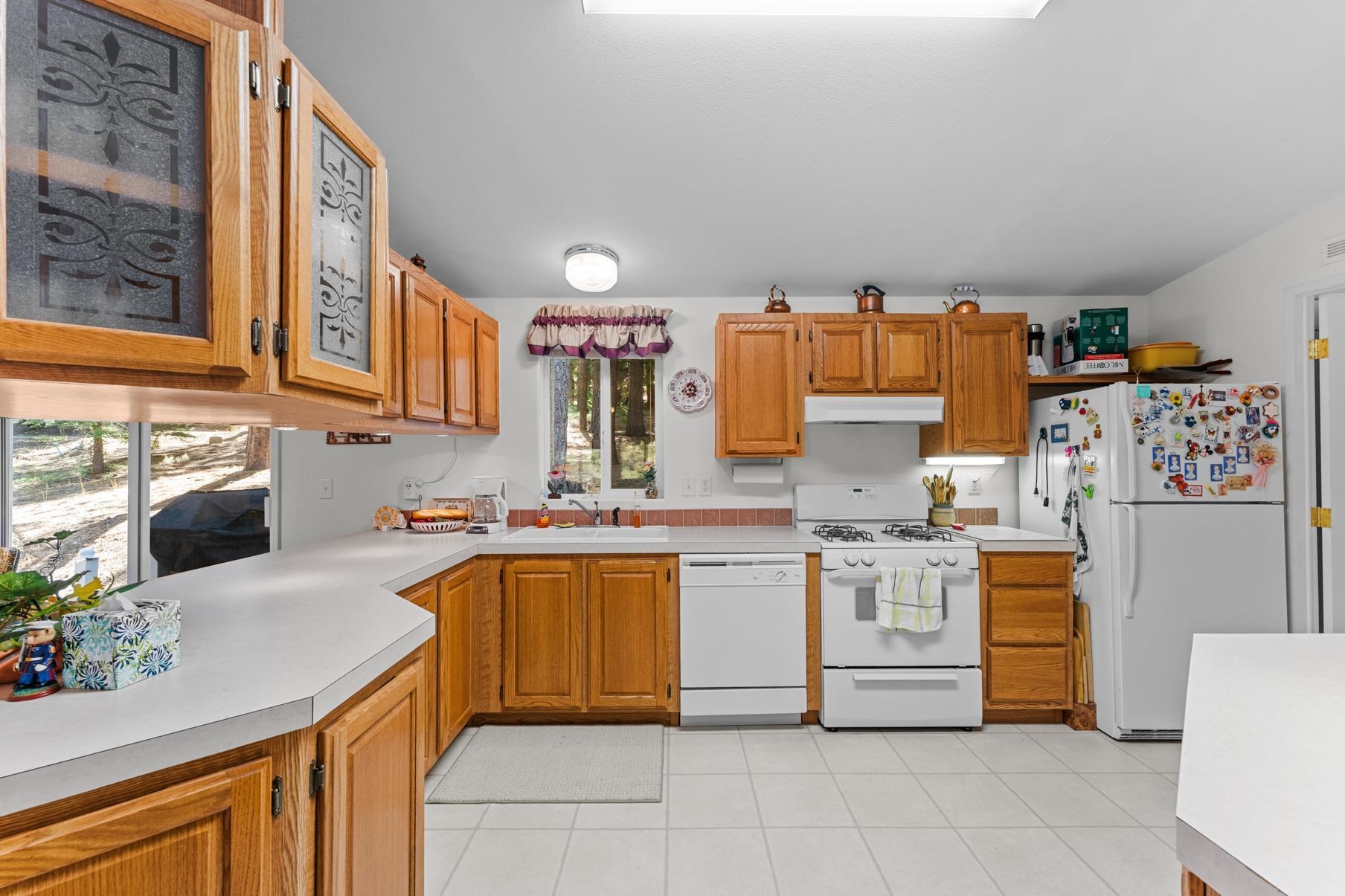 7398 N Davis Way, Portola, Texas image 10